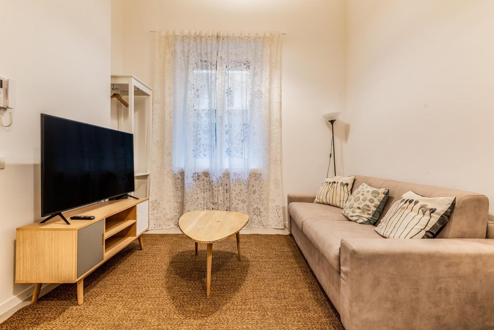 Apartment Brand New 5 Pax Wifi Corso Sempione