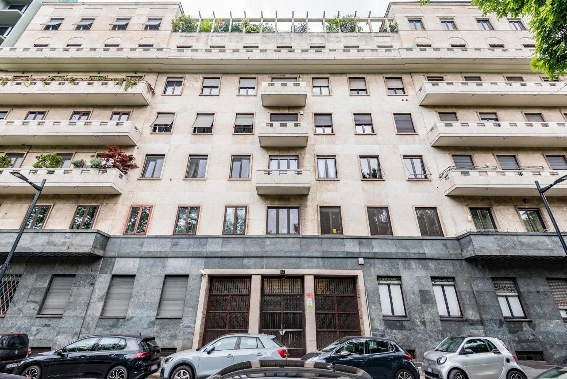 Brand New 5 Pax Wifi Corso Sempione Milan