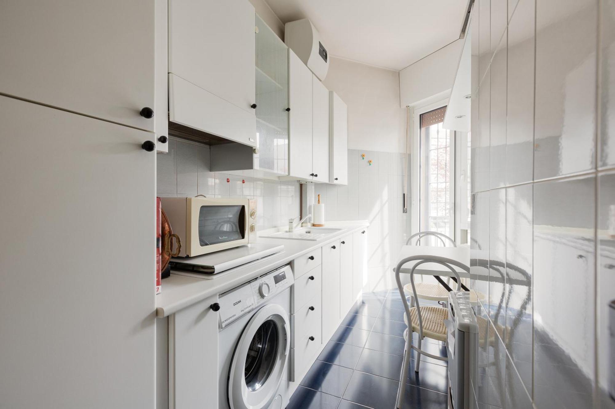 Appartement Forlanini - Functional With Balcony! *