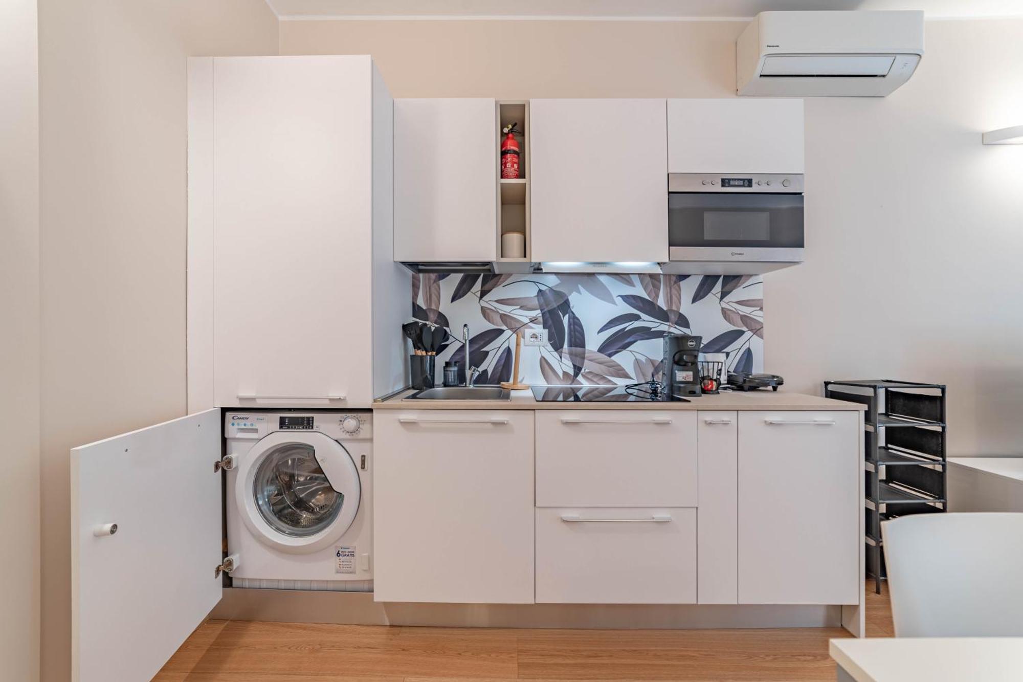 Appartement 500 M From Corso Sempione, Close To Metro M5 *