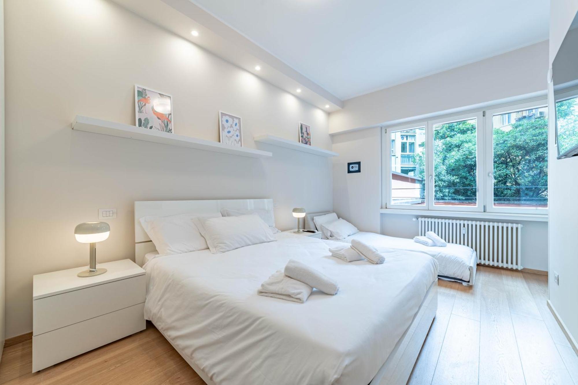 500 M From Corso Sempione, Close To Metro M5 * Milaan
