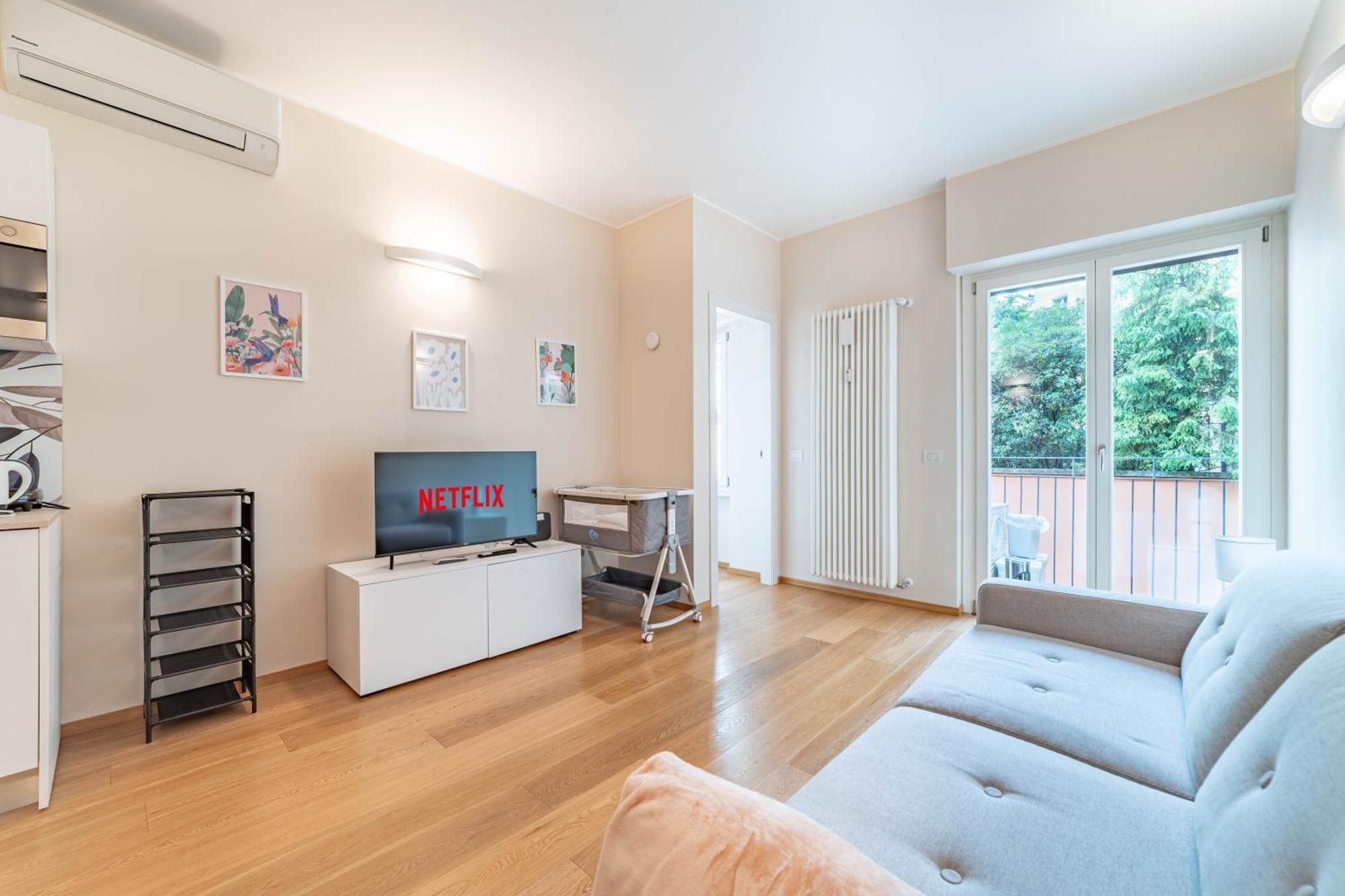 500 M From Corso Sempione, Close To Metro M5