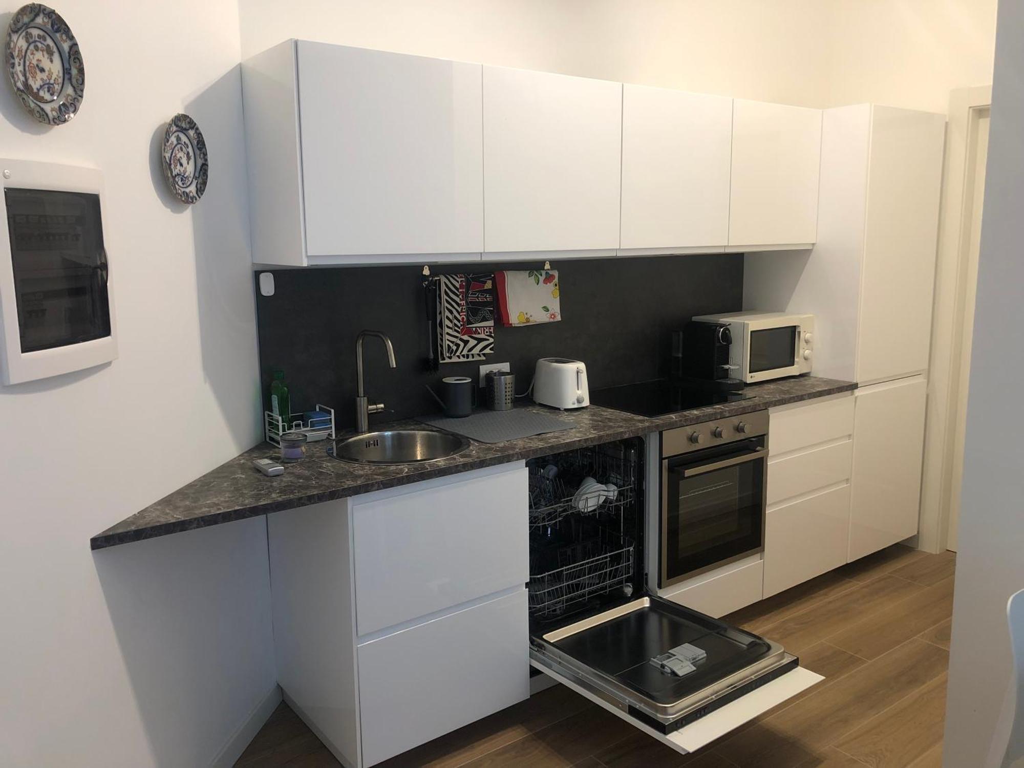Missori Rose Garden View Apartment Milan