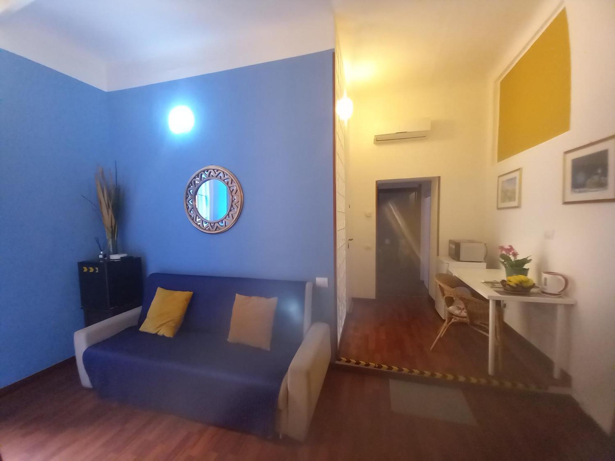 The Centre Junior - Free Parking Per Selected Rate And Car Keys Must At Garage - Zone Arco Della Pace - Castello Sforzesco -last Supper -nearest Metro Subway Greenline M2 Moscova Apartment