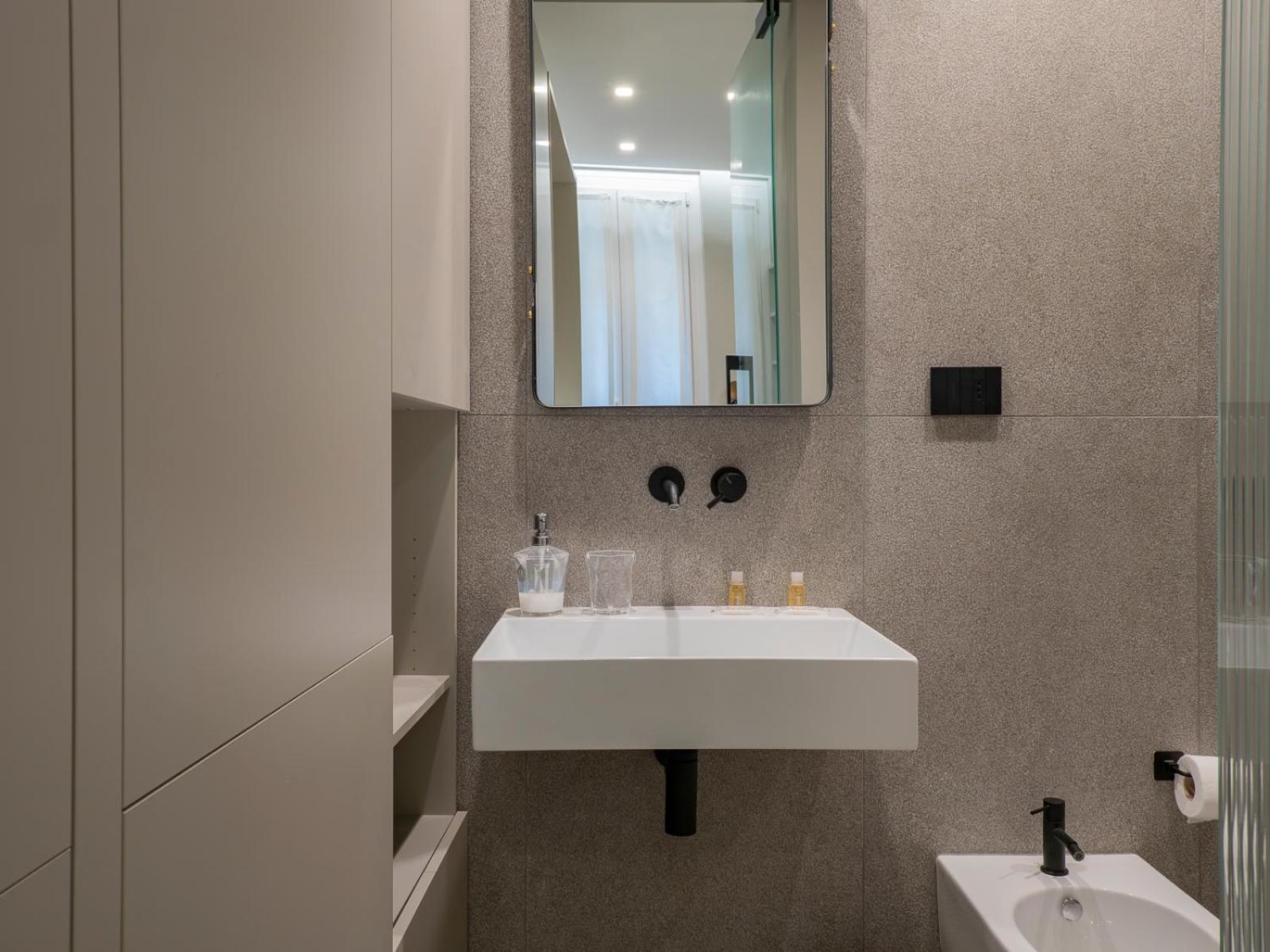 Apartment I Host - Cesare Da Sesto 23