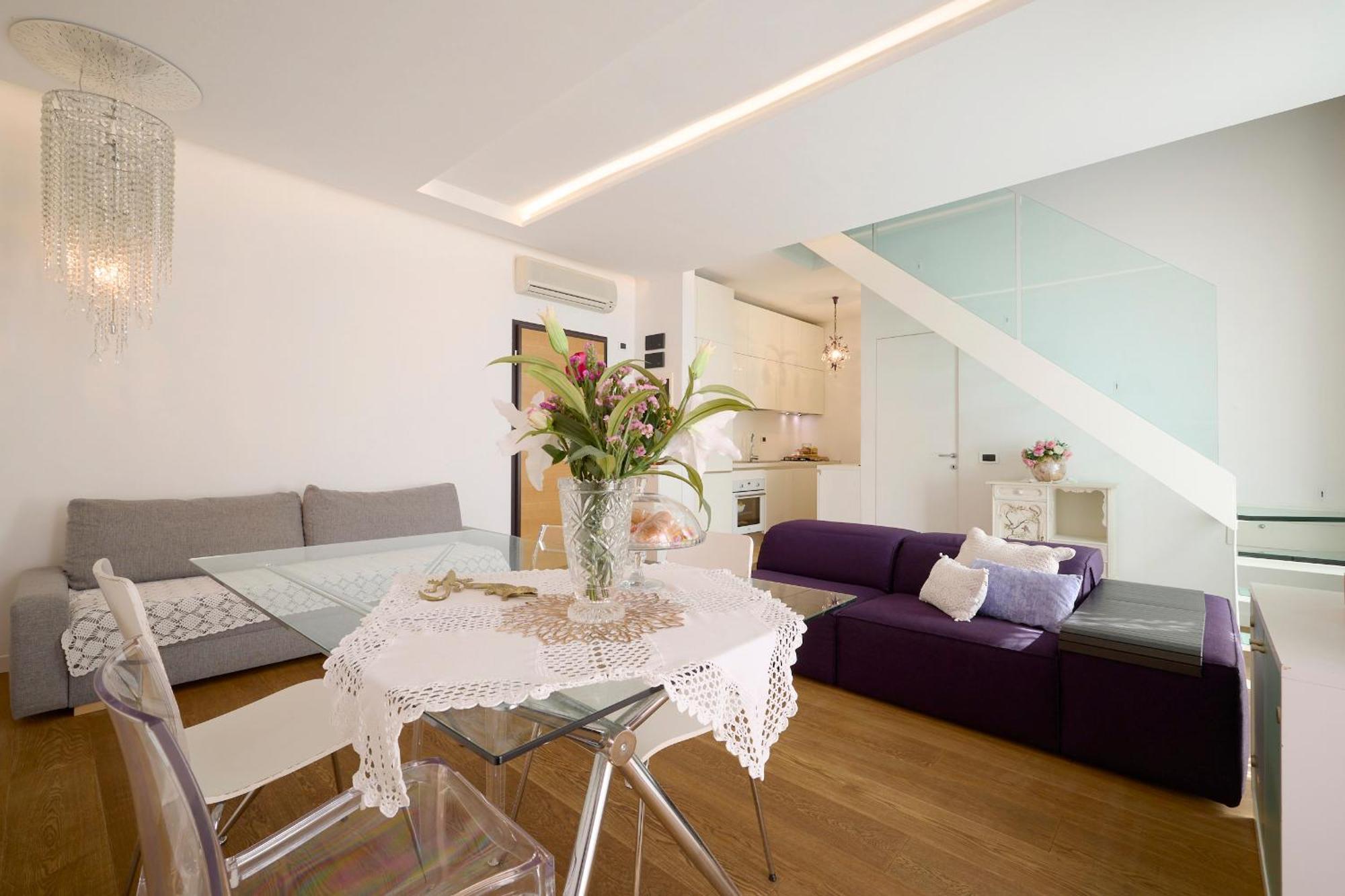 Luxy Close Navigli Milaan
