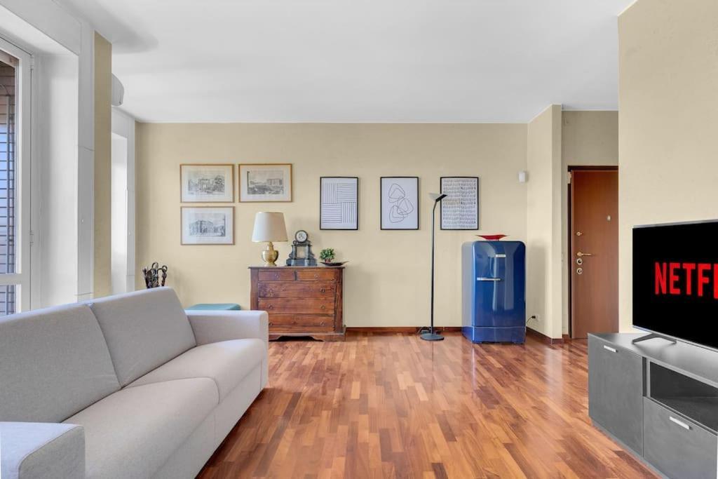 Apartment Attico-vista Sul Duomo-citylife-skyline *