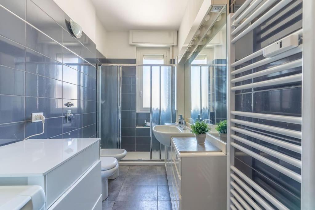 Apartment Attico-vista Sul Duomo-citylife-skyline Milan