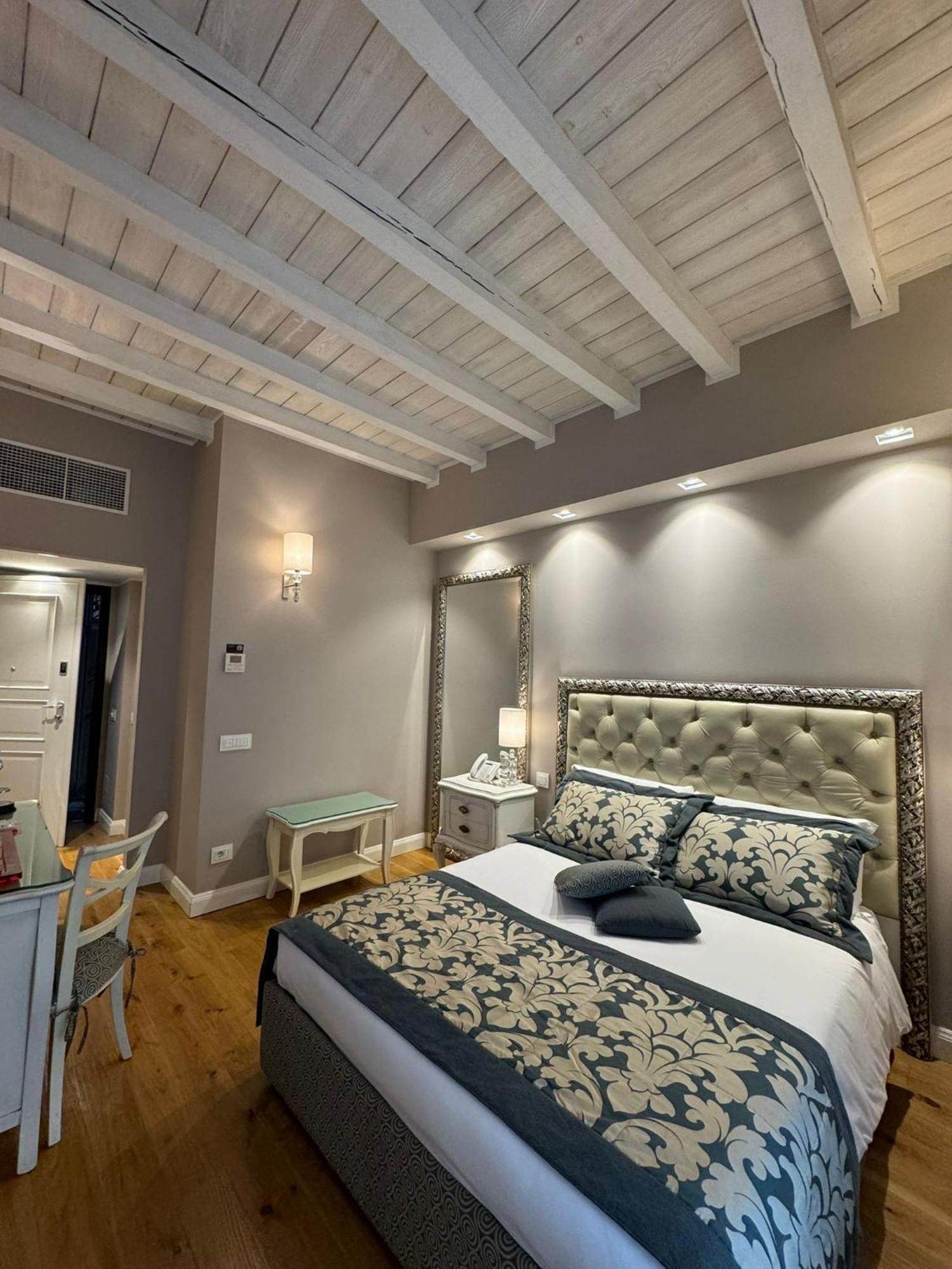 Domus Camillus Guest house 2*