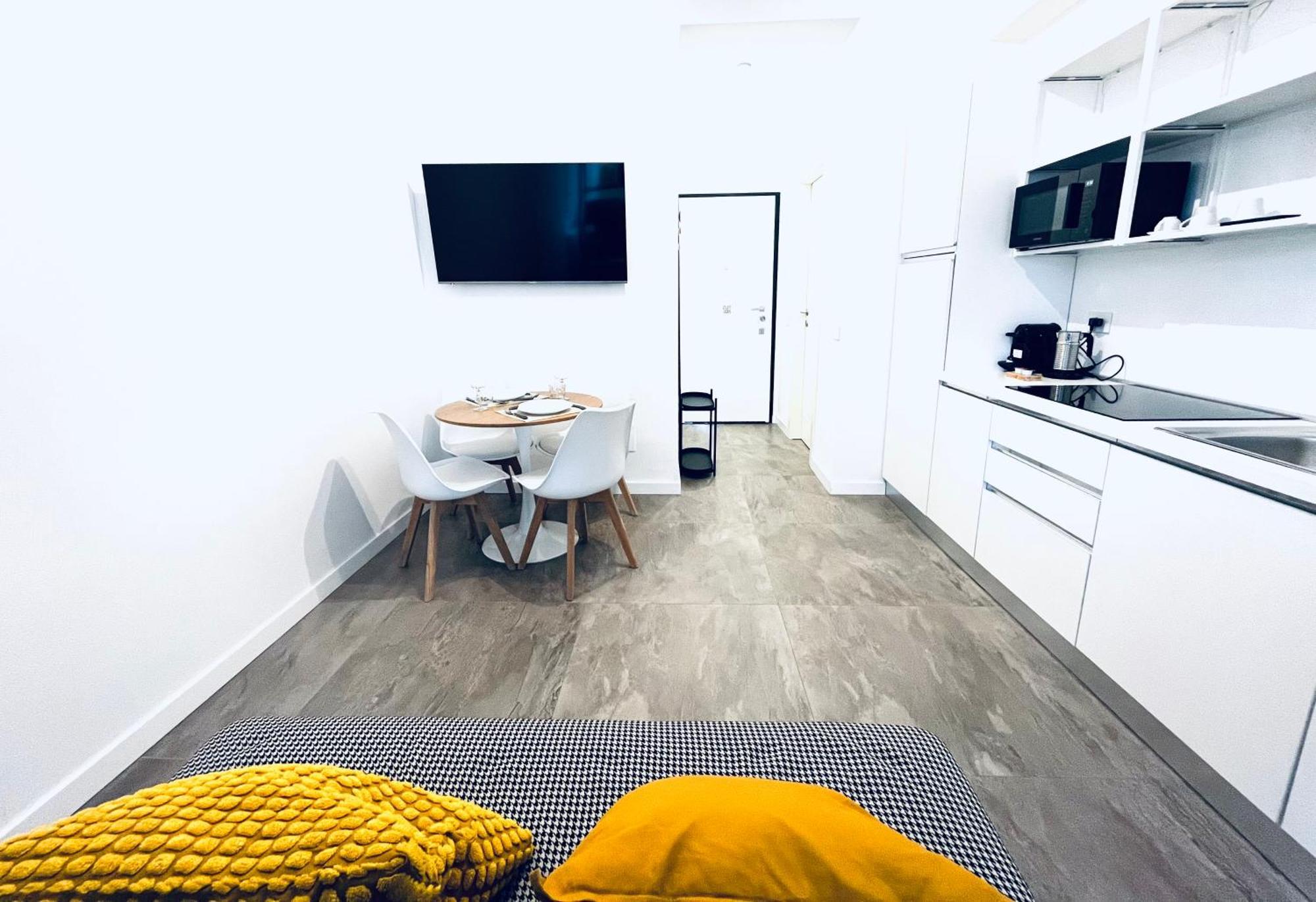 Apartment Tortona 767 - Smart House Nella Moda E Design - Navigli - Fuori Salone