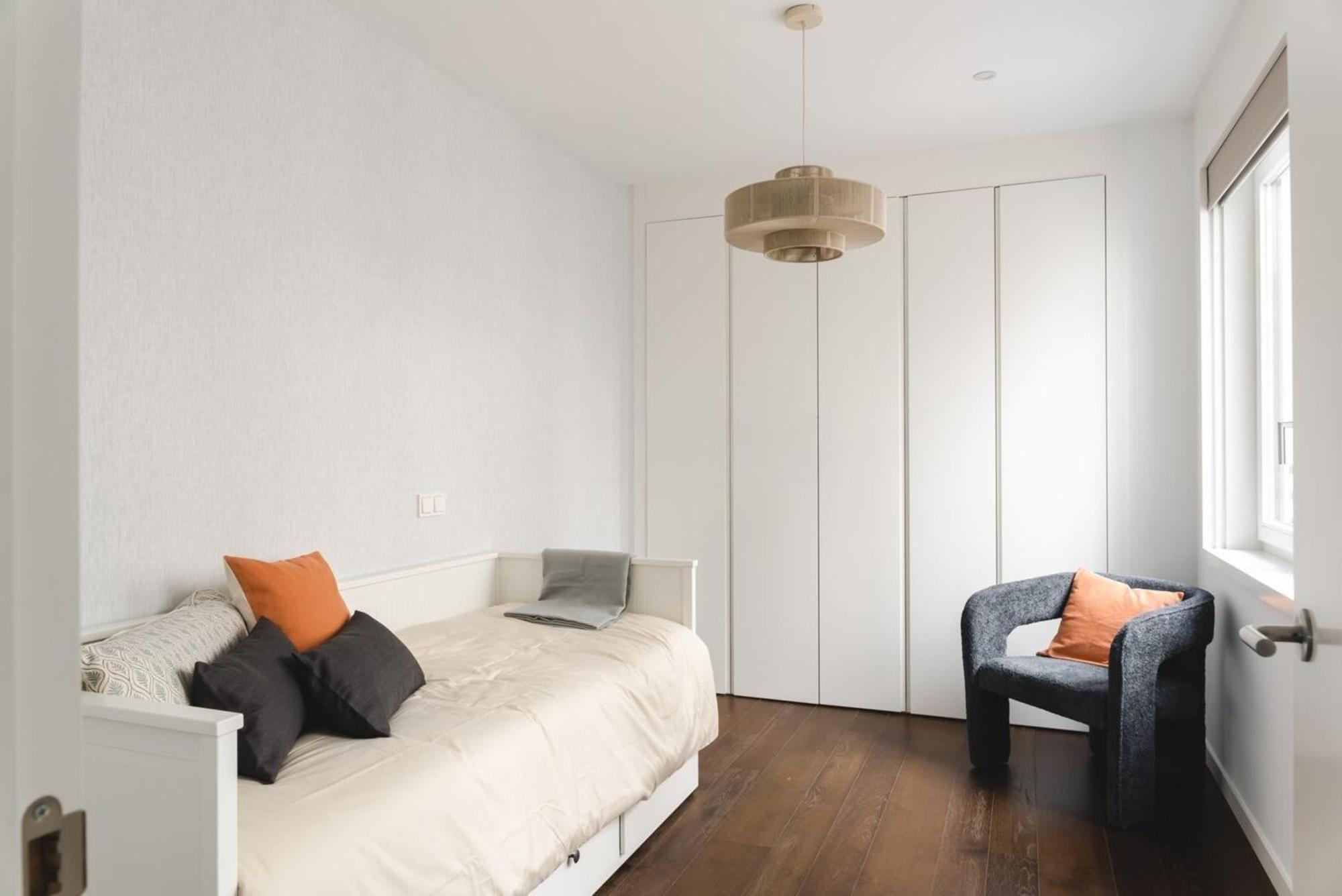 Repetti Design - 10 Min To Centre & Airport Apartment *