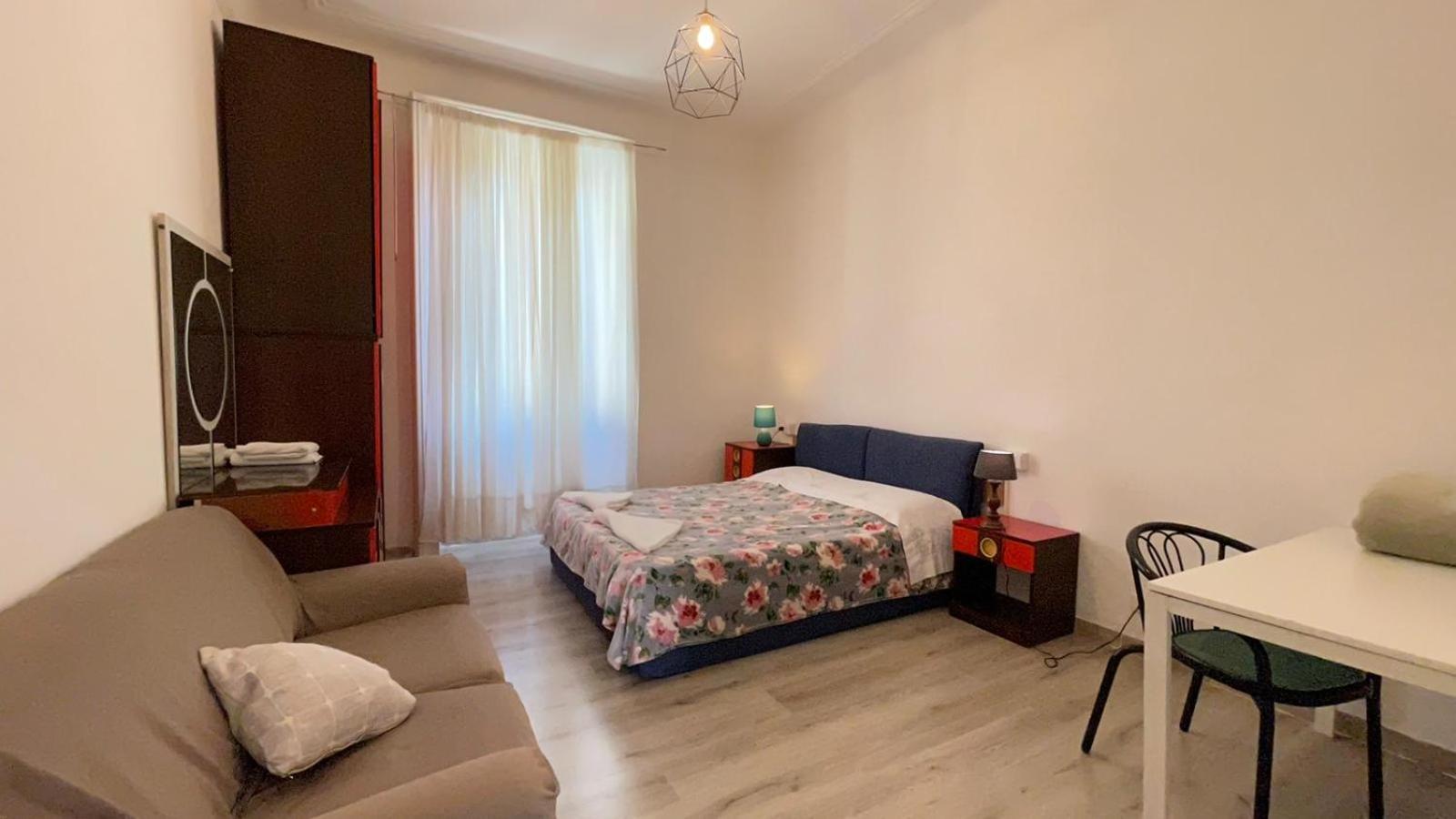 Homestay House In The City Center-casa Nel Centro Della Citta
