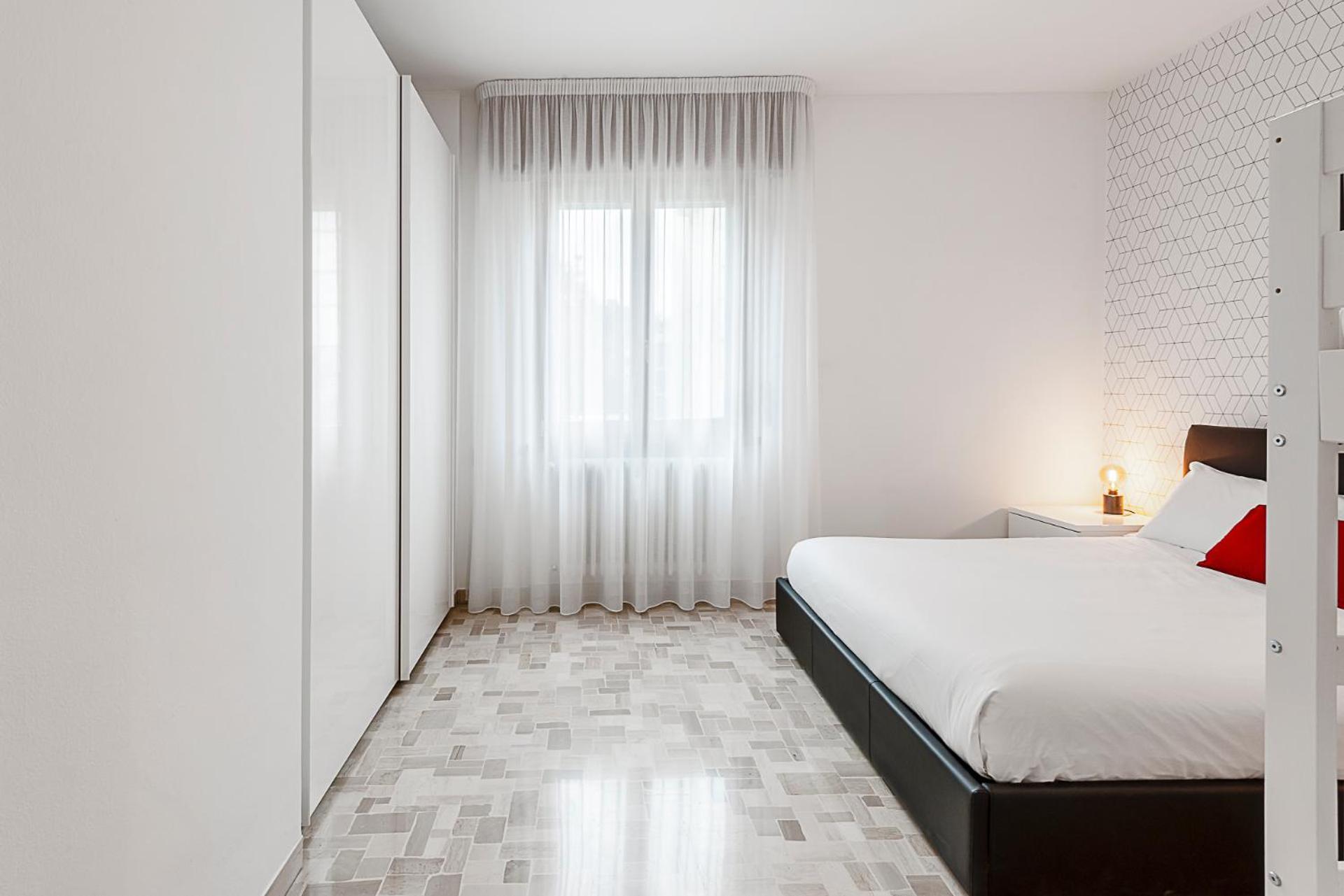Stayeasy Staro5 - 5 Minutes To Udine Subway Leilighet