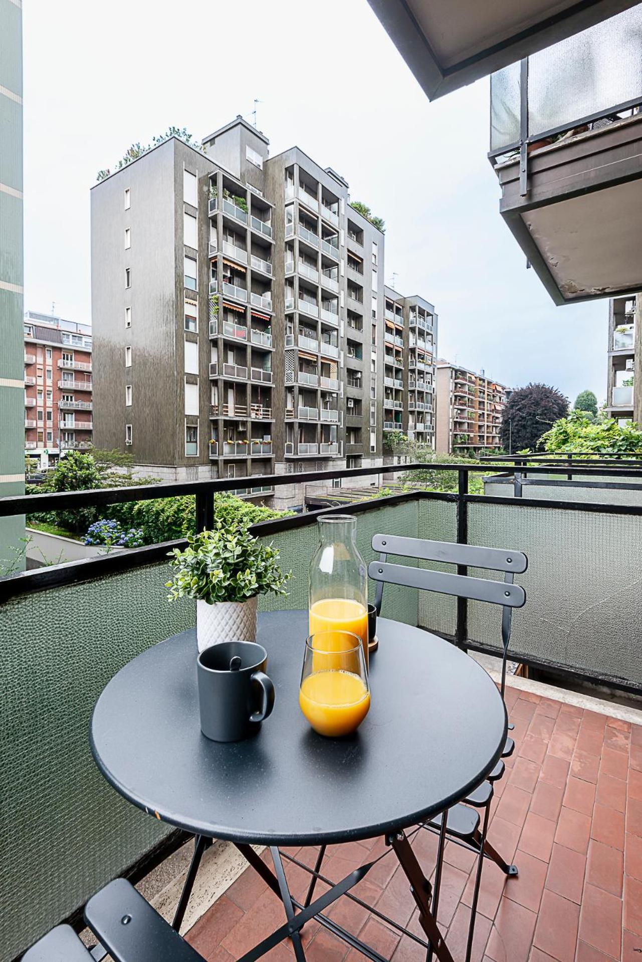 Stayeasy Staro5 - 5 Minutes To Udine Subway Leilighet