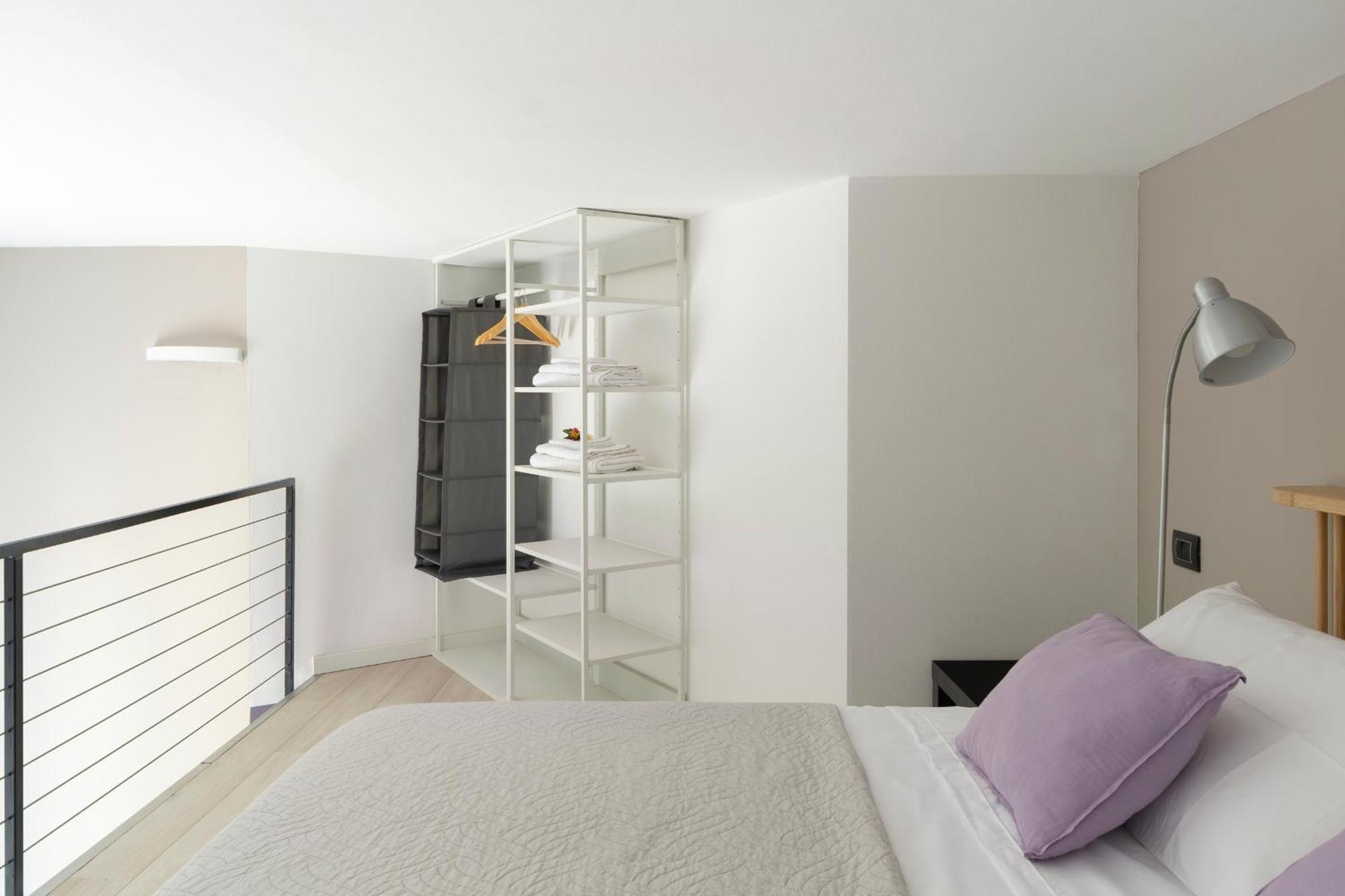 Aprica16 Loft House * Milano