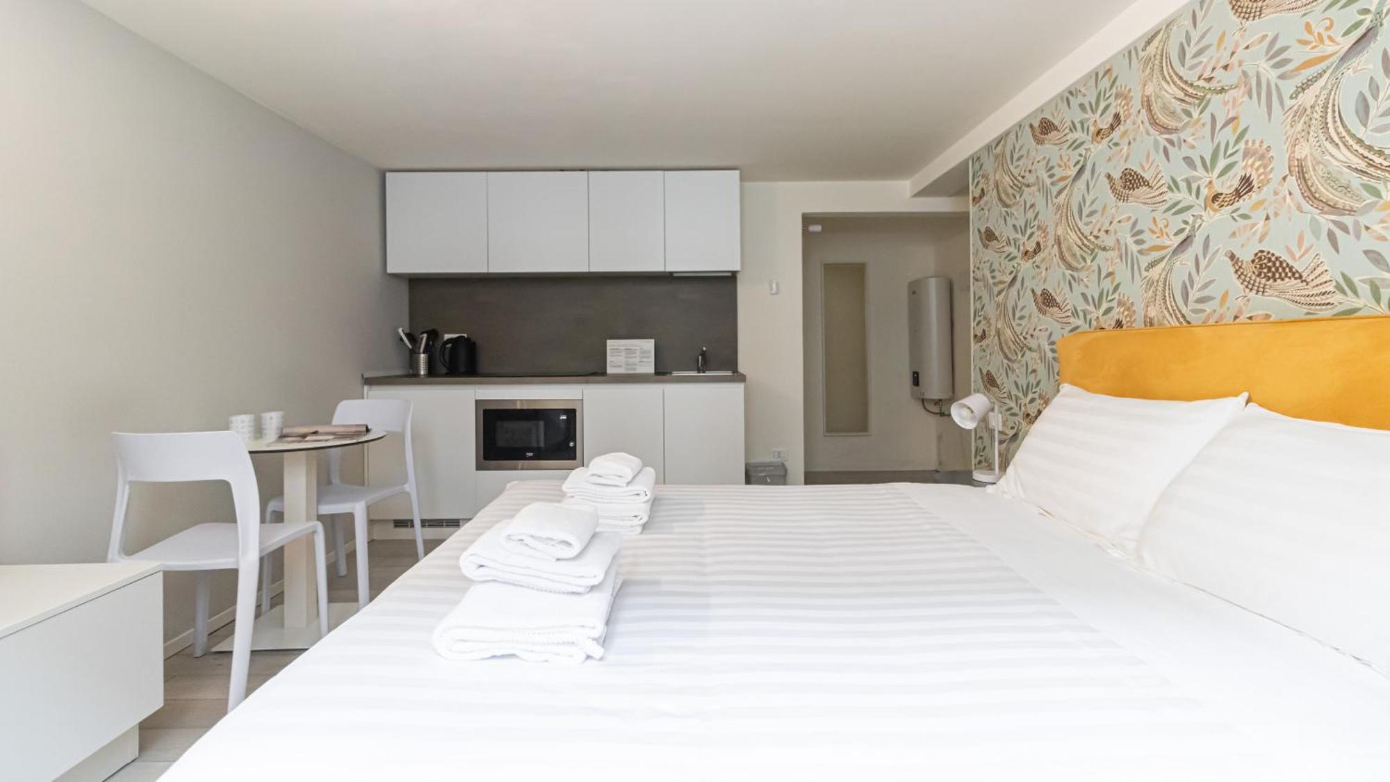 Italianway Apartment *
