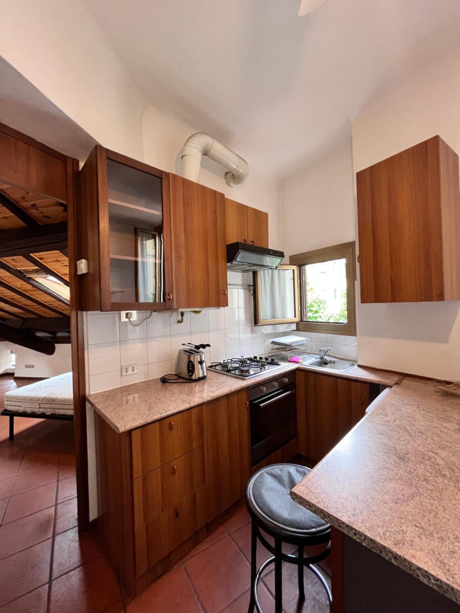 Appartamento Bilocale Mansardato Farini Milano