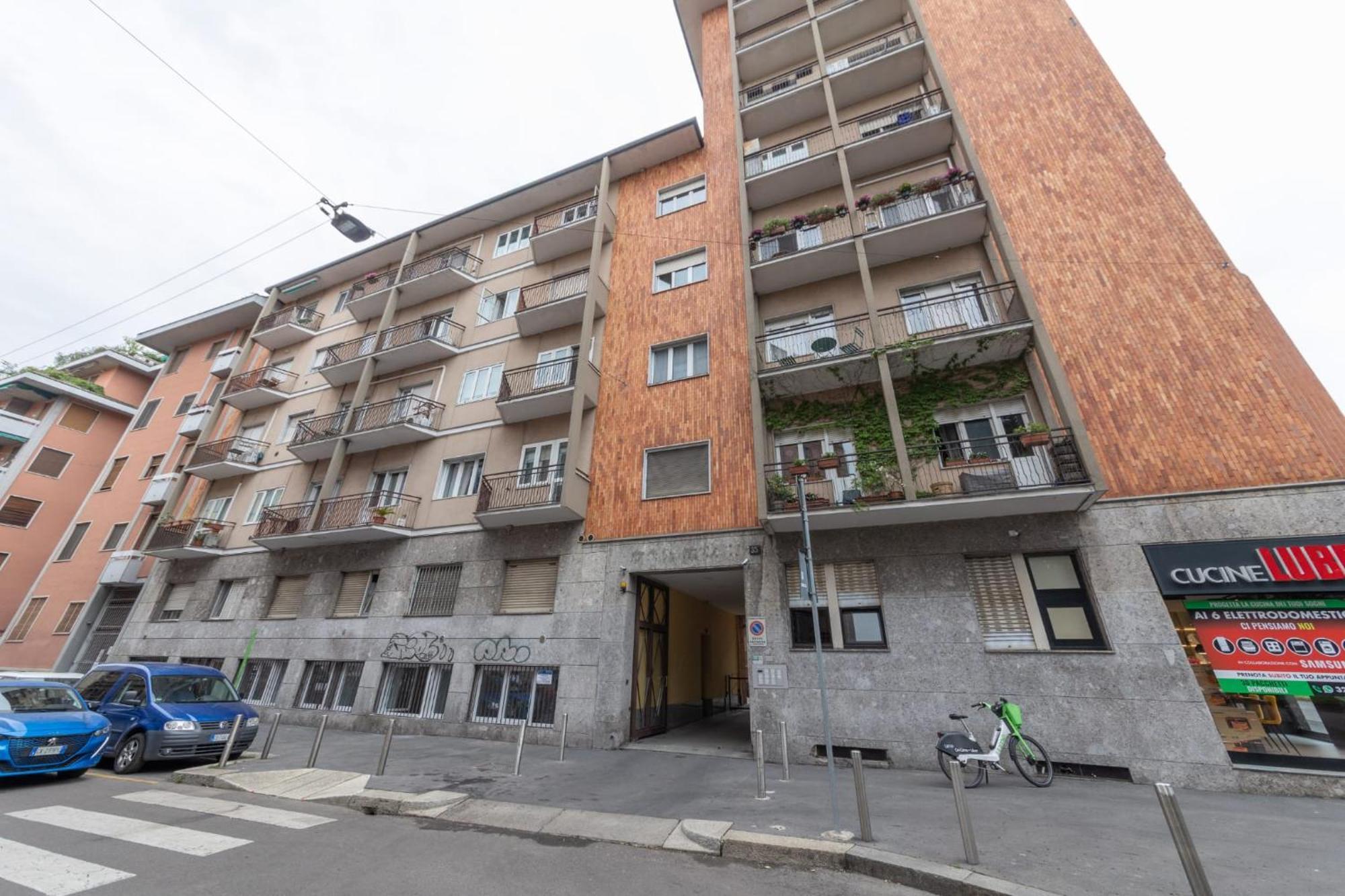 Arena 35 * Mailand