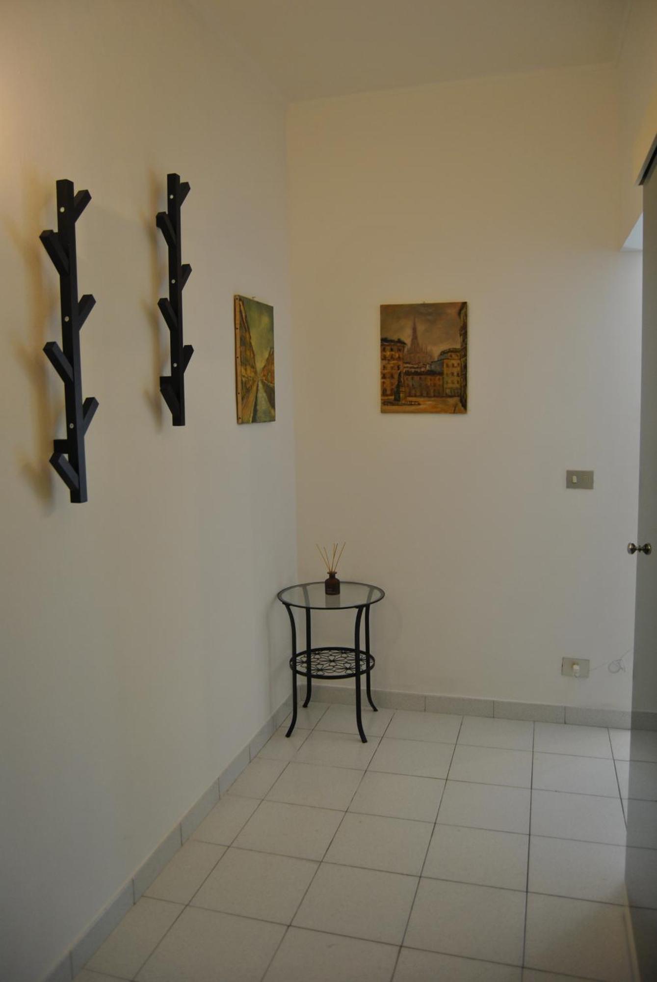 Portello Flat With Balcony