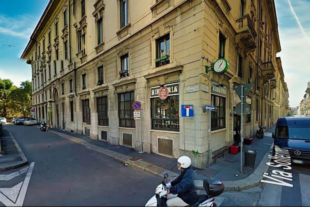 Appartamento Taxi No-need - Metro, Train Station, Nightlife And Restaurants Milano