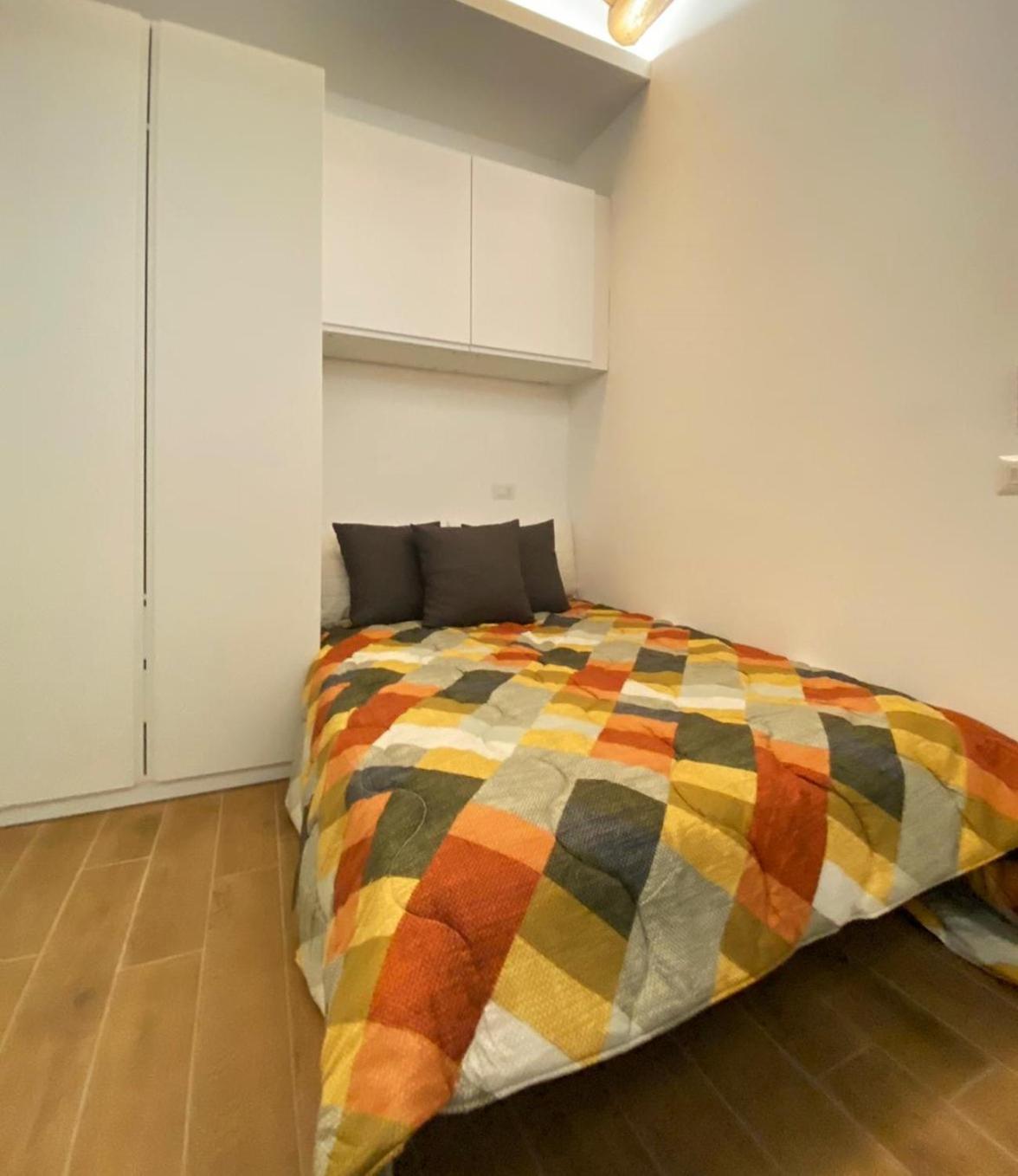 Modern Via Imbonati Leilighet *