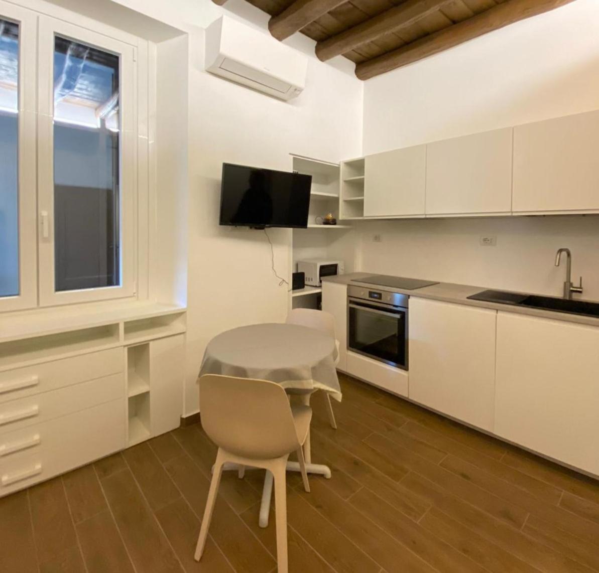 Modern Via Imbonati Leilighet *