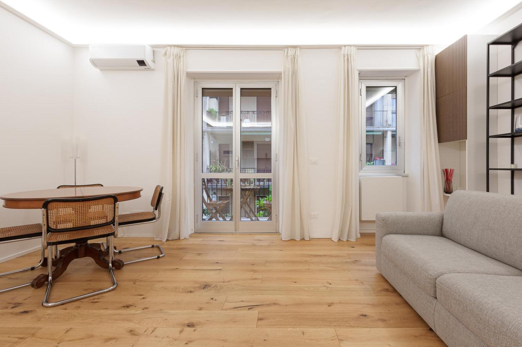 Appartamento Brand New With Balcony Milano
