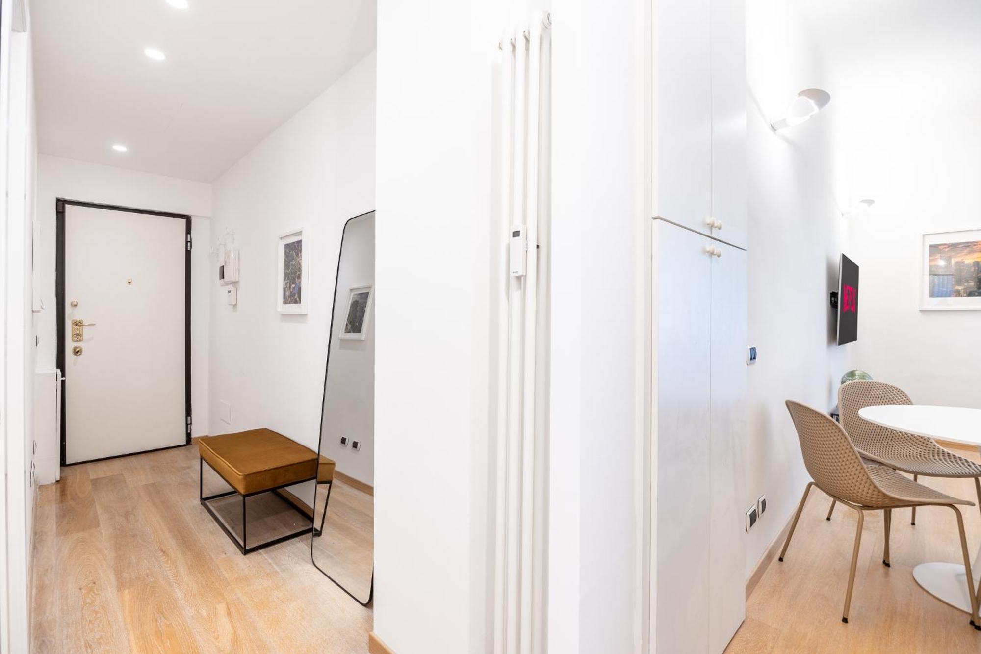 Corso Como-garibaldi - Luxury Flat With Parking And Wifi