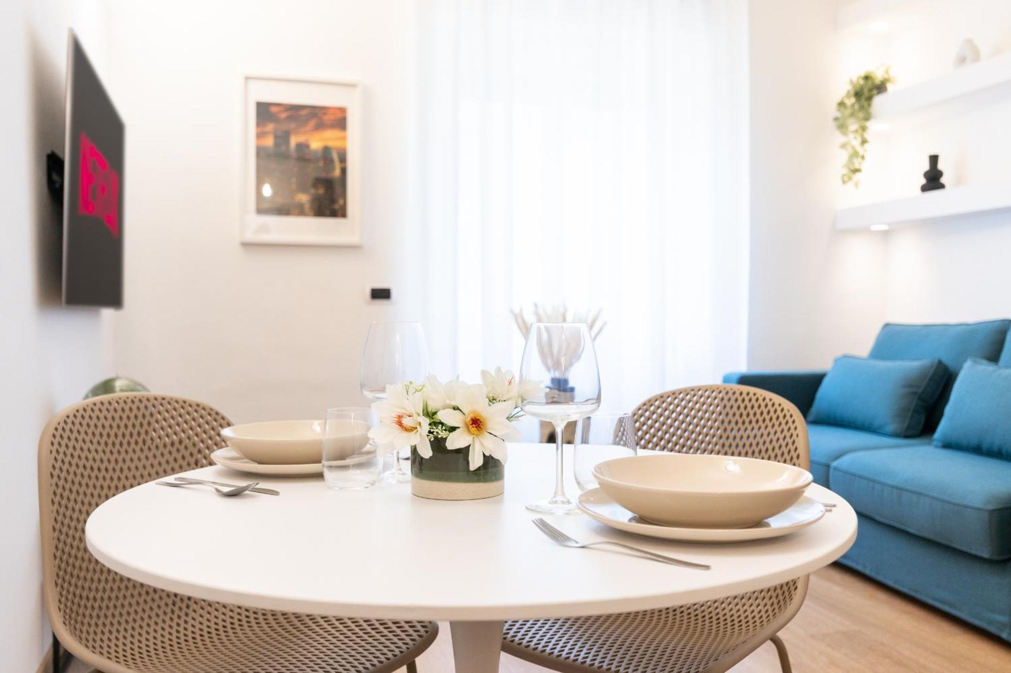Corso Como-garibaldi - Luxury Flat With Parking And Wifi Apartment *
