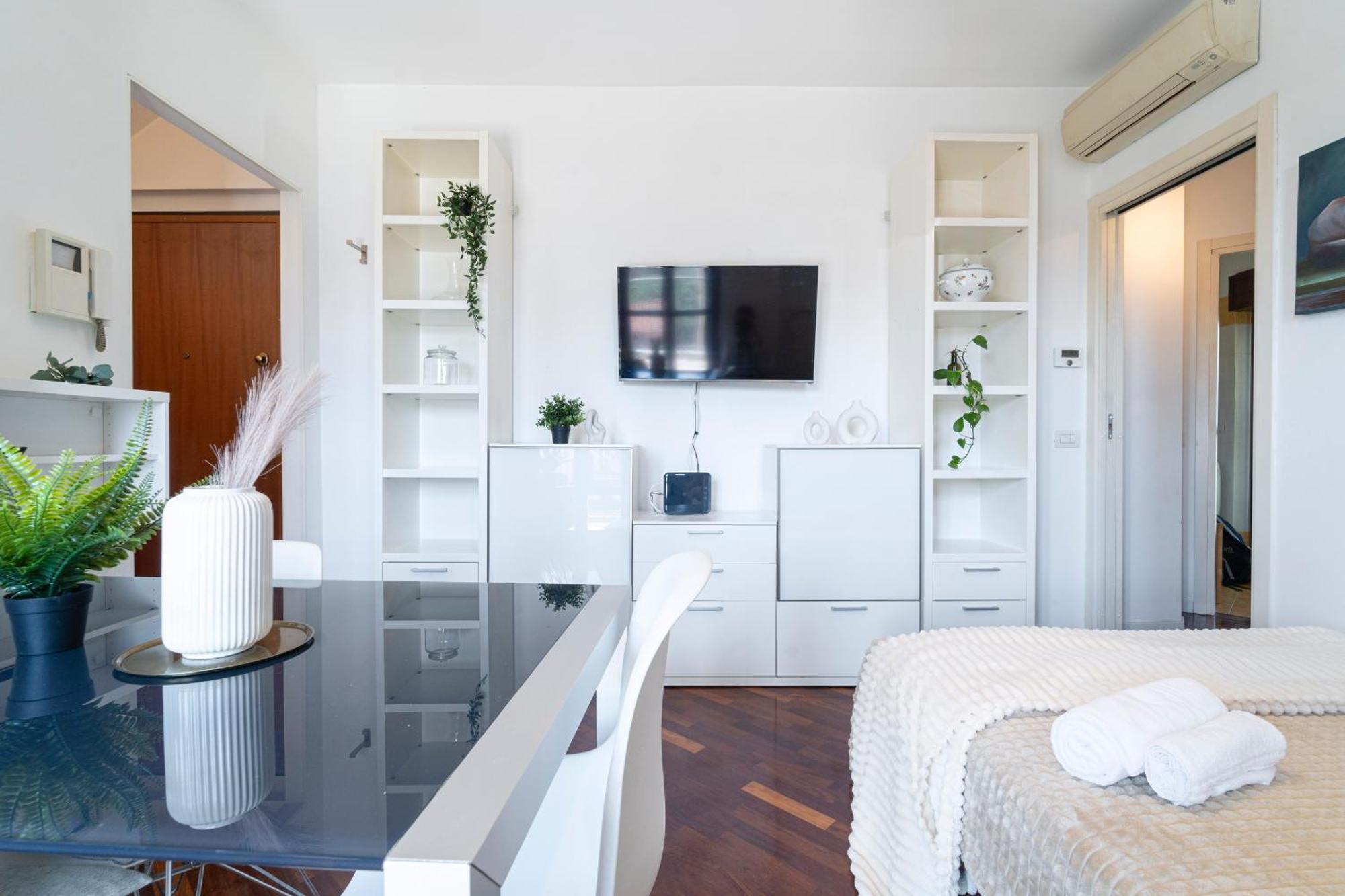 Luxury - Casoretto 36 *