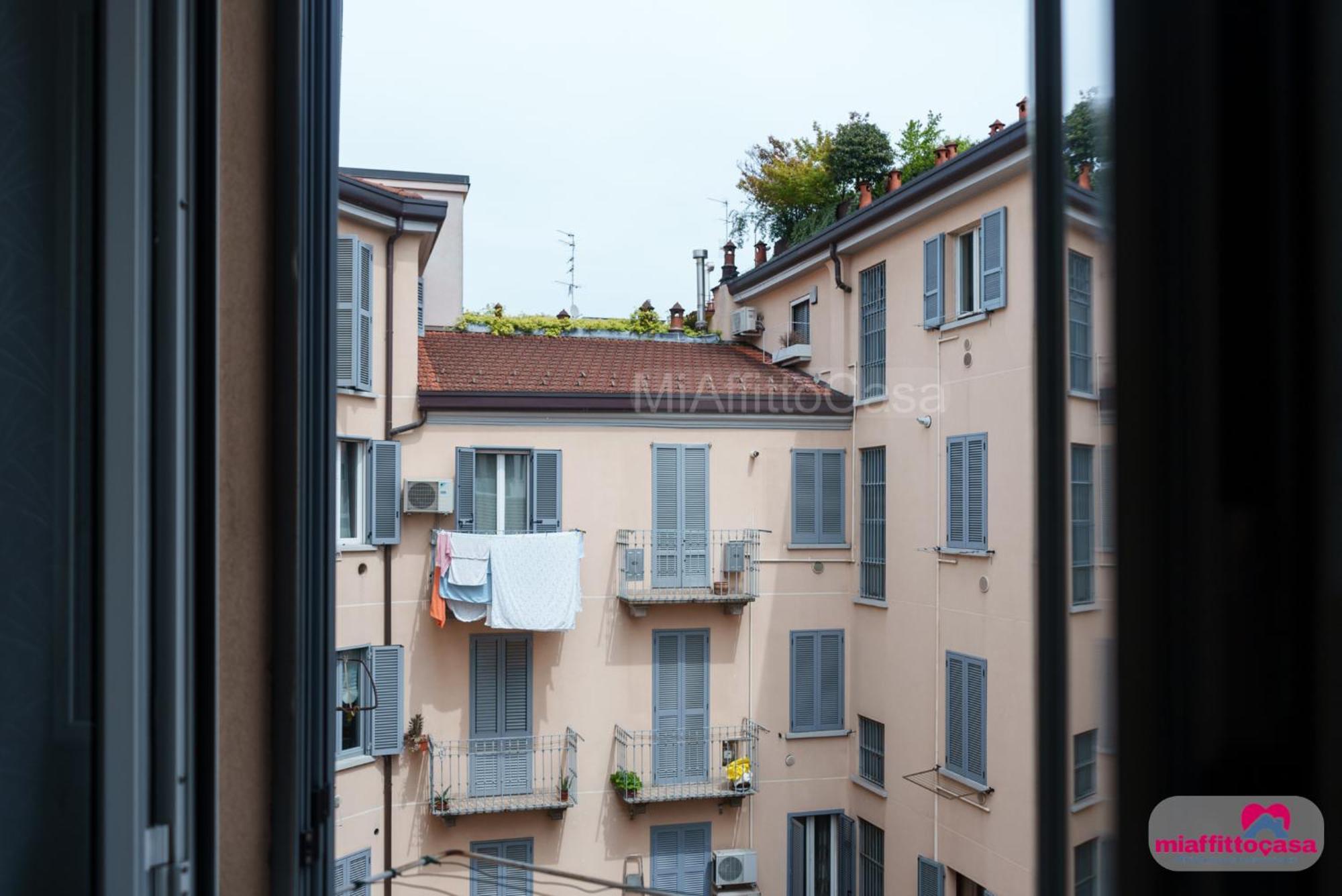 Apartment Looking 4 Station Close To Center Milan