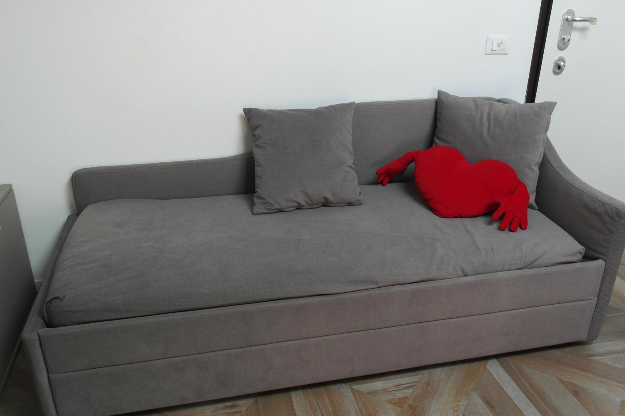 Luminoso Bilocale Zona Tibaldi Bocconi Appartement Milaan