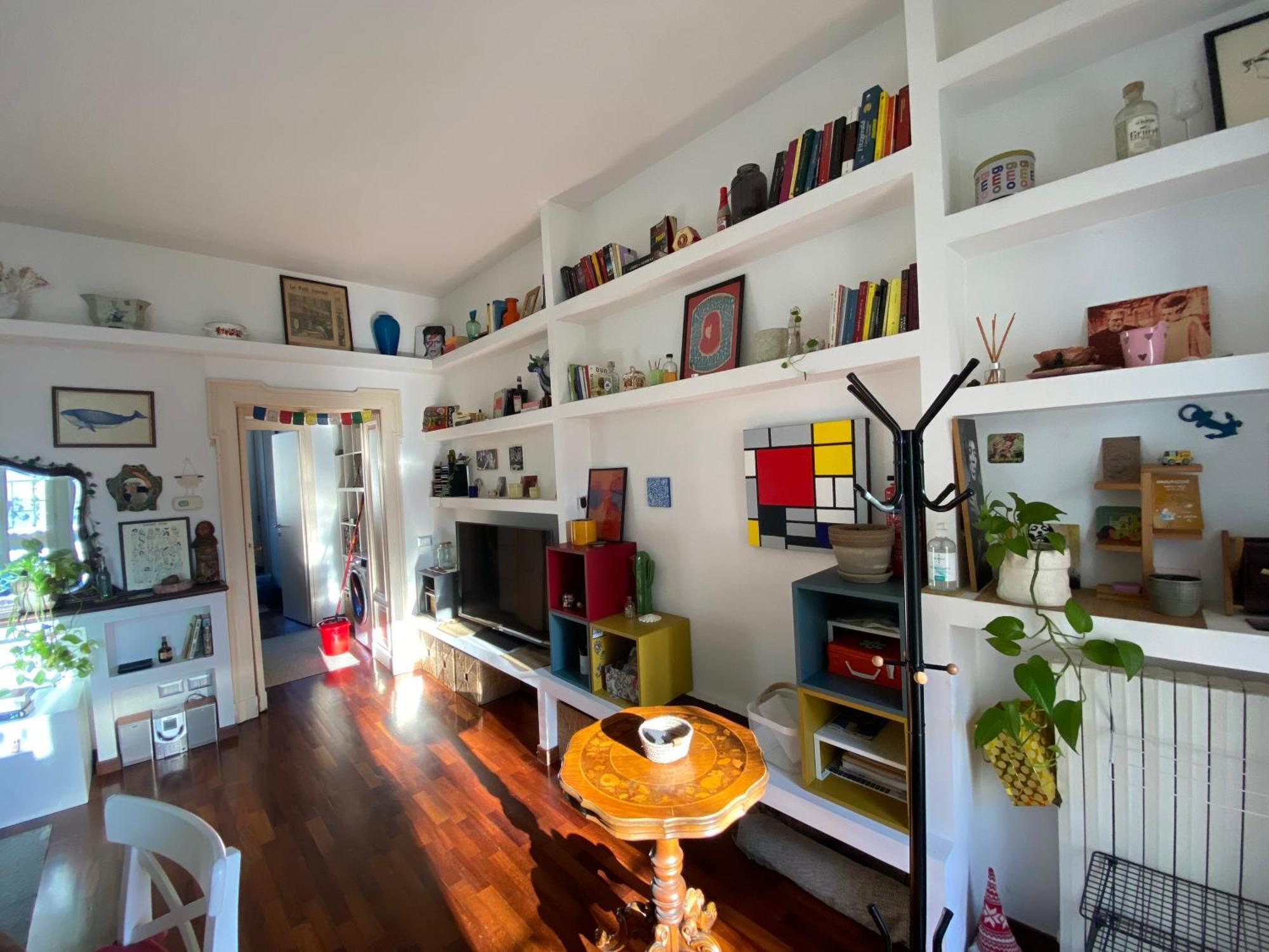 Apartment Bilocale - Zona Isola Milan