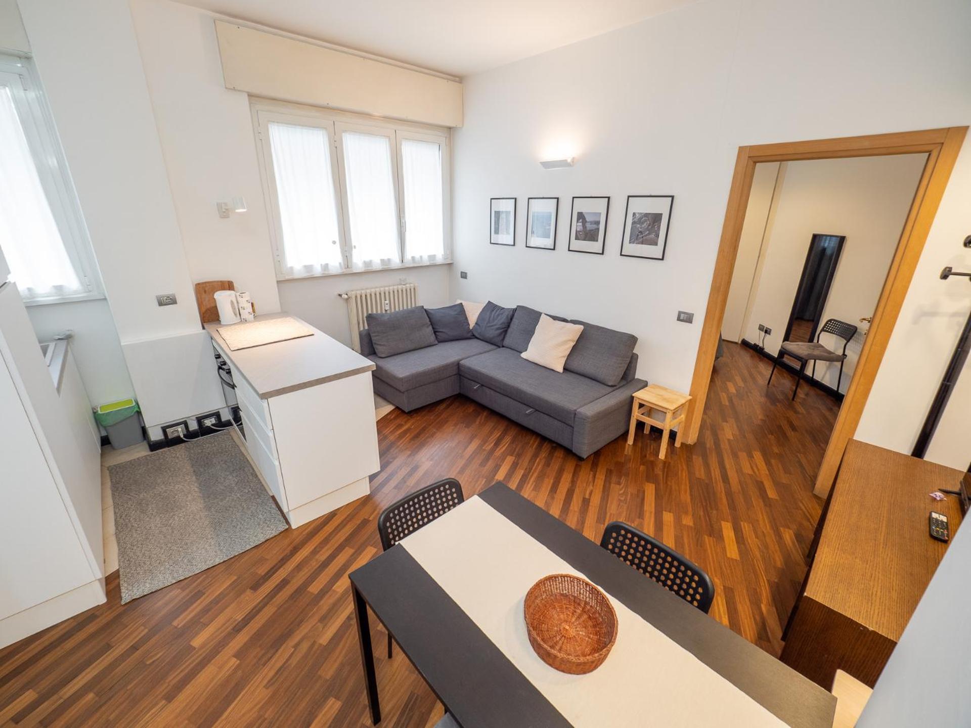Cozy Near - 4 Guests Apartment