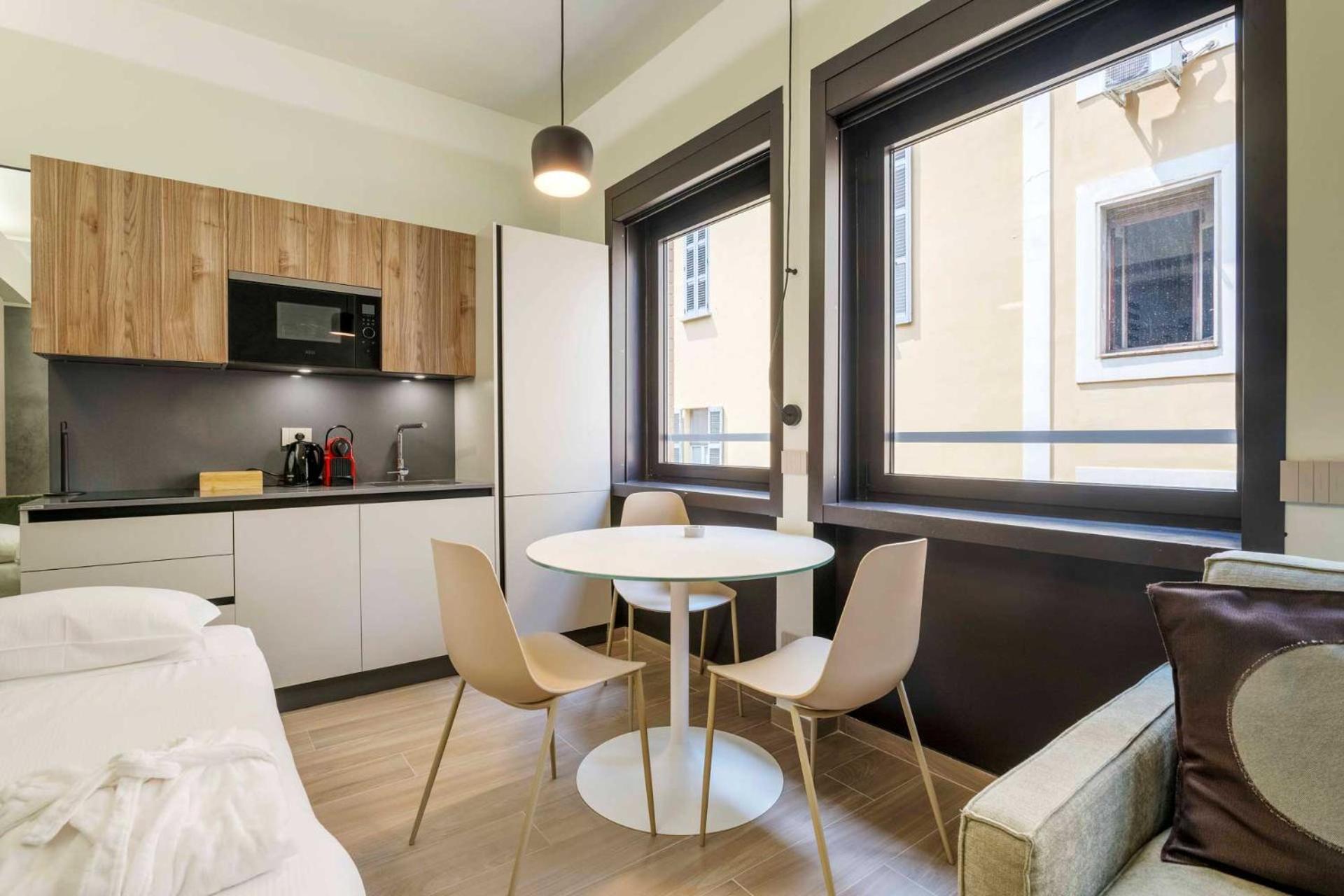 Dhome * Milano