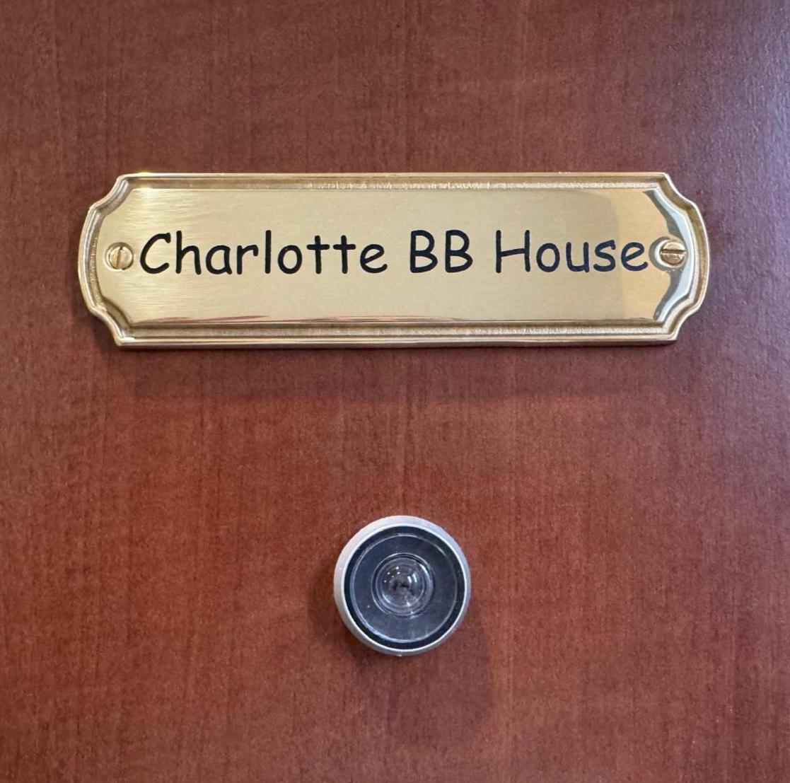 Charlotte Bb House Milaan
