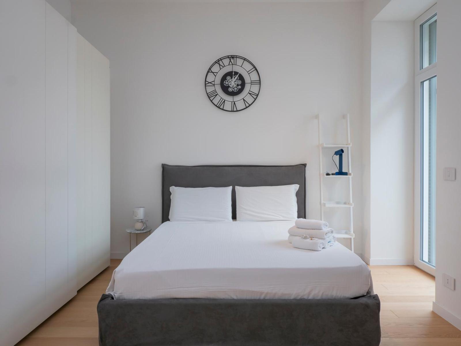 Xenia - New In Corso Buenos Aires *