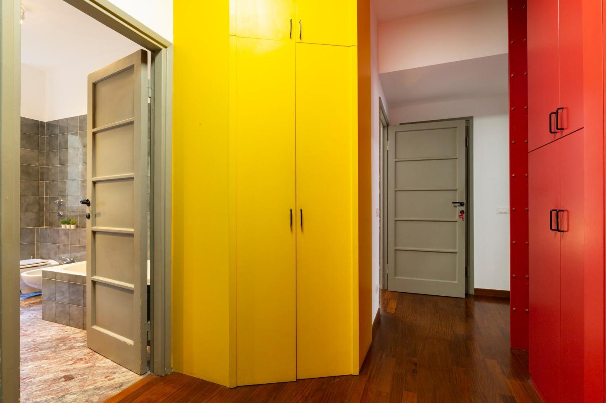 Rainbow - Citylife Apartment