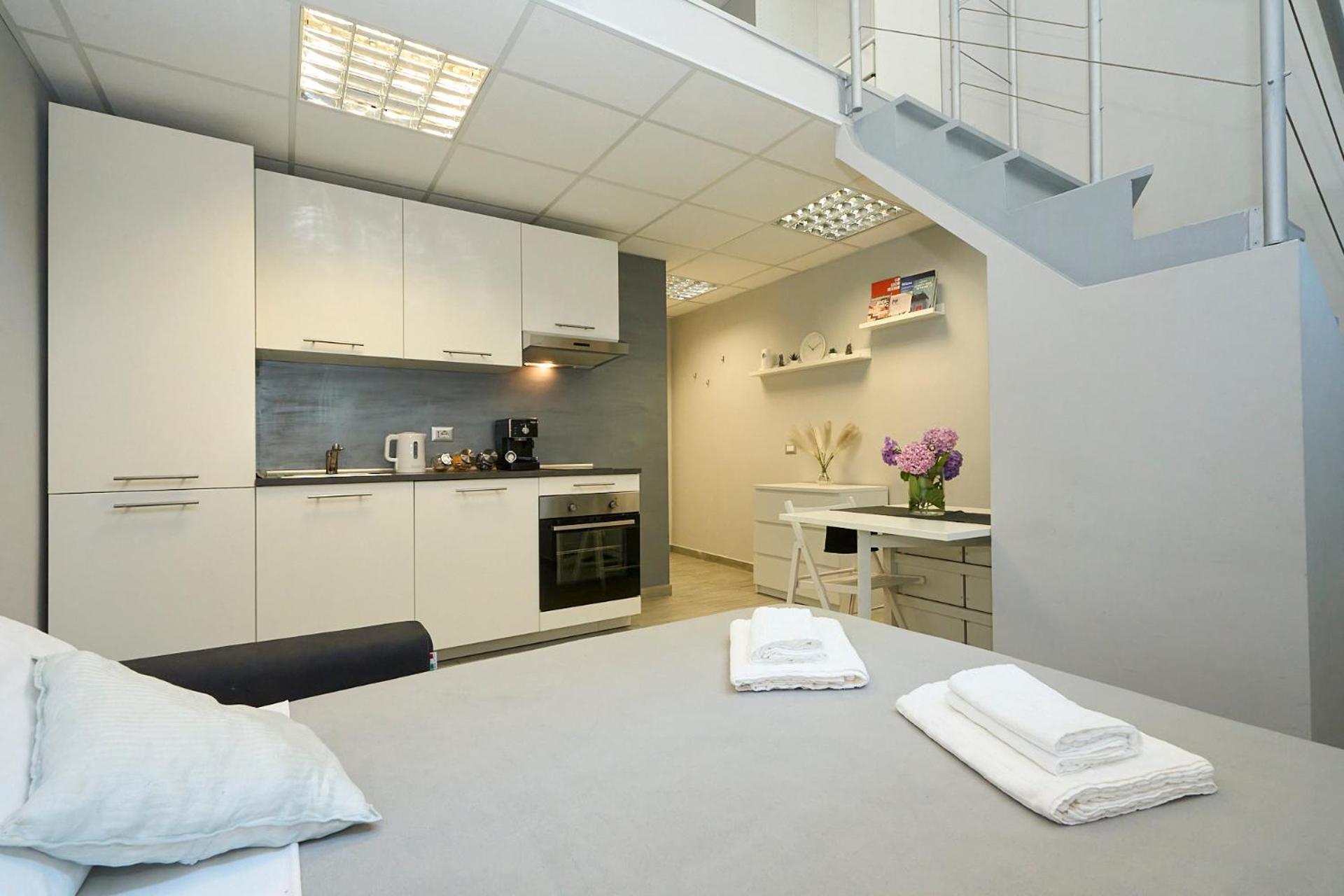 Design White Loft - Ac Wifi 10 Minutes From Duomo * Mailand