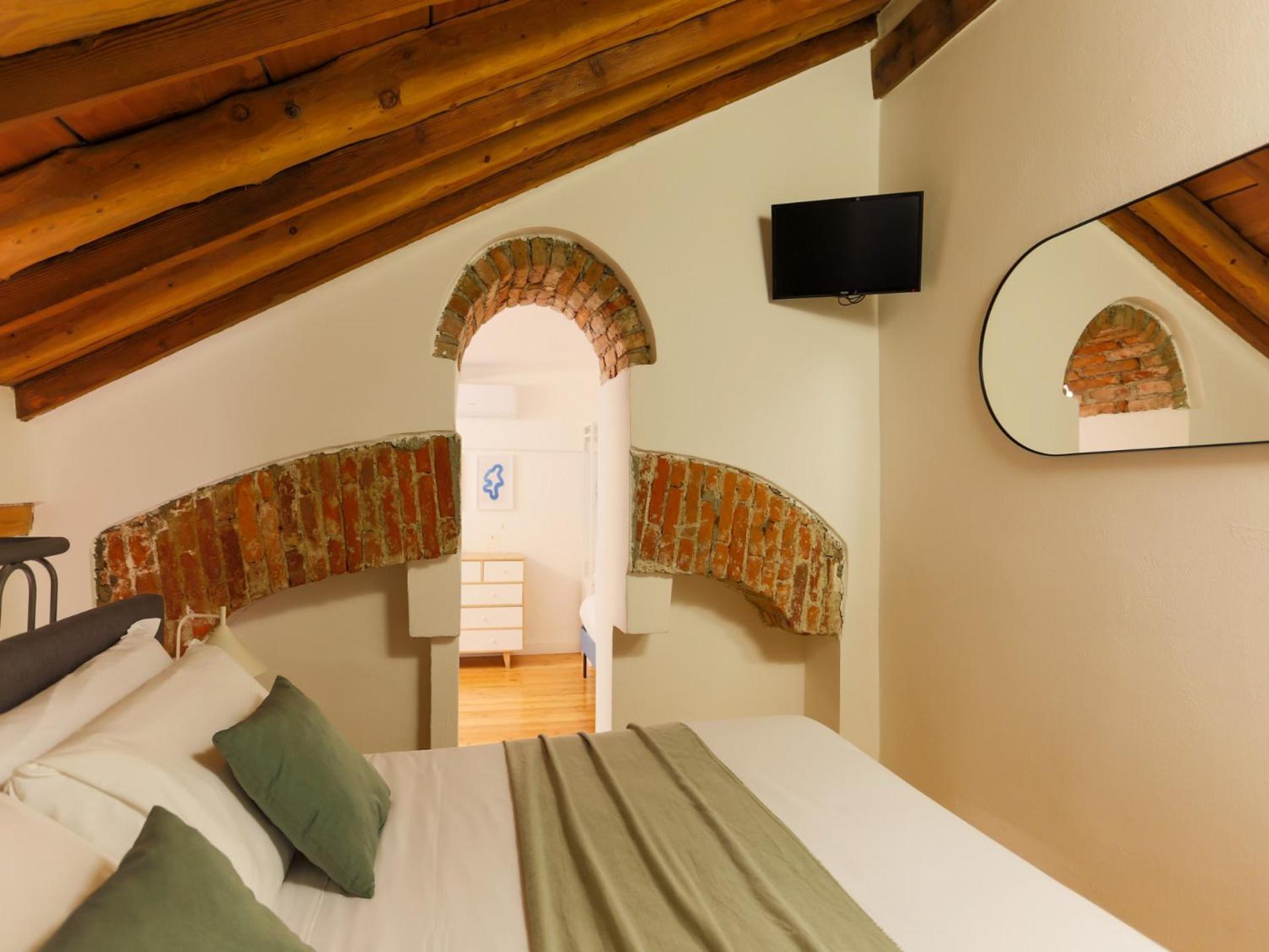The Rent - In Crocetta Appartement