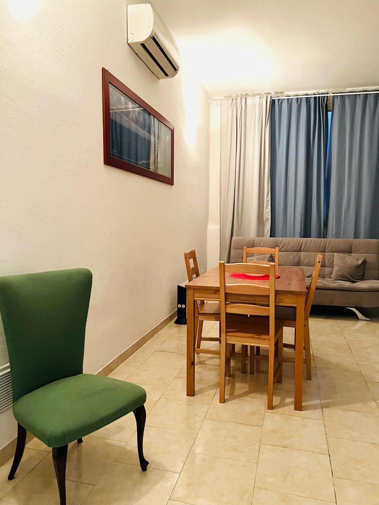 Appartamento For 6 Peaple Close To The Red Metro Milano