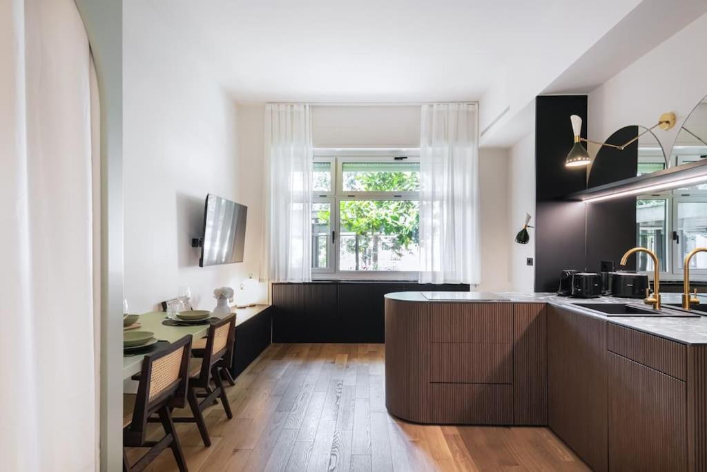 Easylife - Elegant In Sant'ambrogio Appartement Milaan