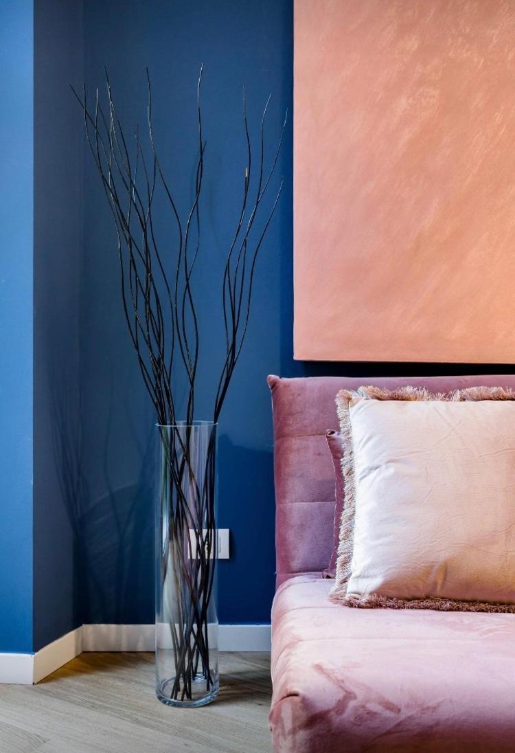 Hacca Collection-plush Urban Sanctuary In The Center