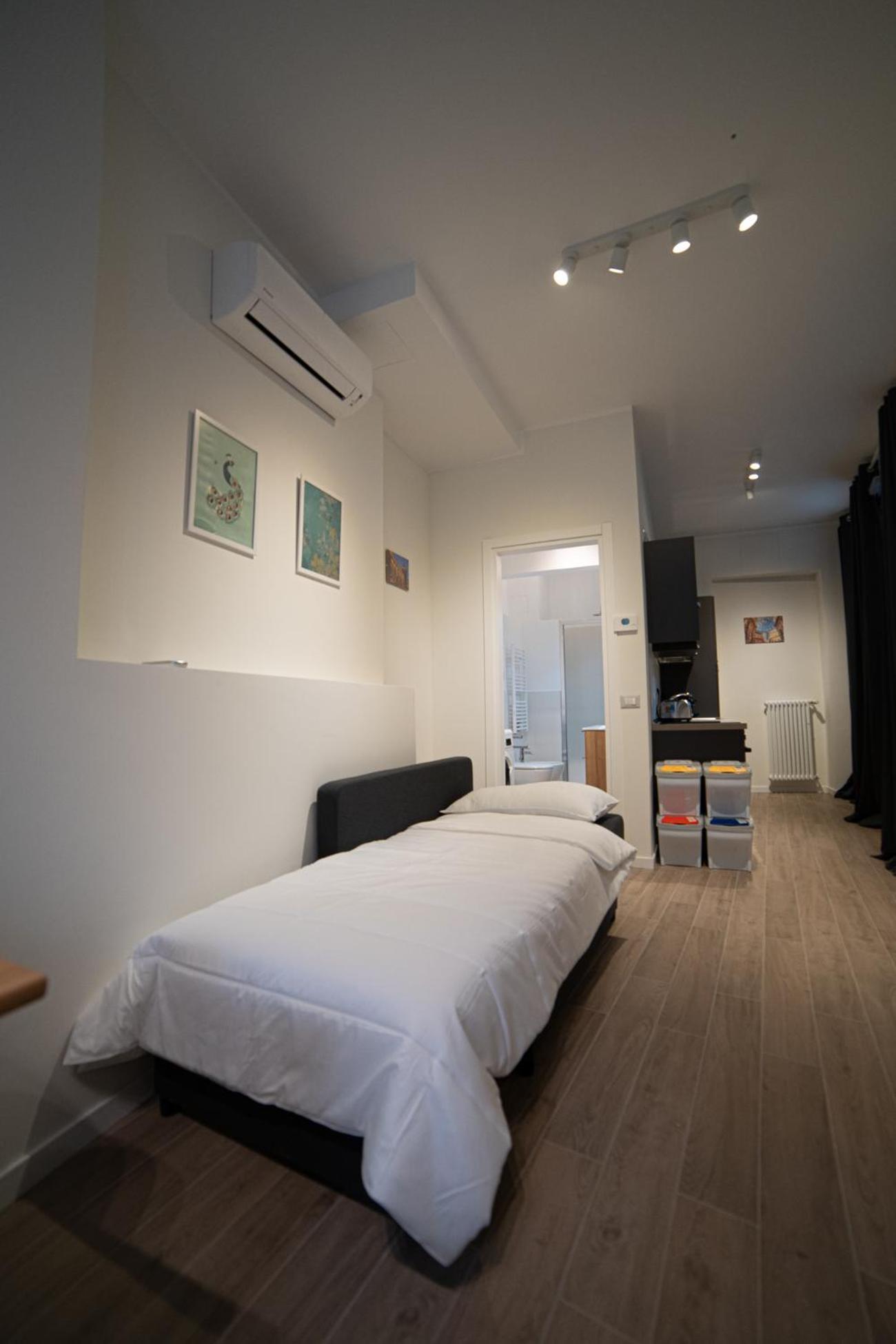 Rifugio Milanese Con Parcheggio Privato, Ambiente Tranquillo E Convenienza Leilighet *