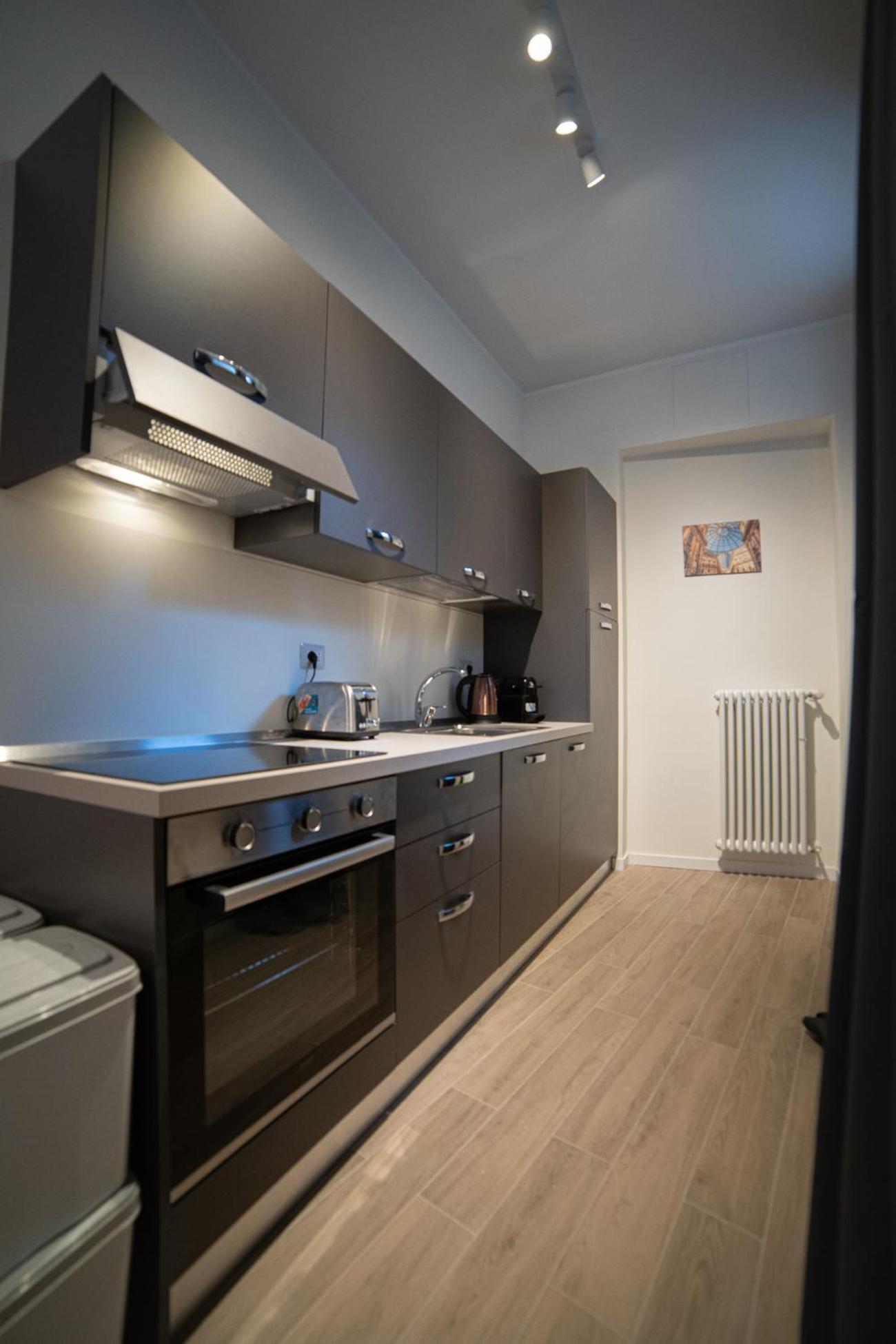 Rifugio Milanese Con Parcheggio Privato, Ambiente Tranquillo E Convenienza Appartement
