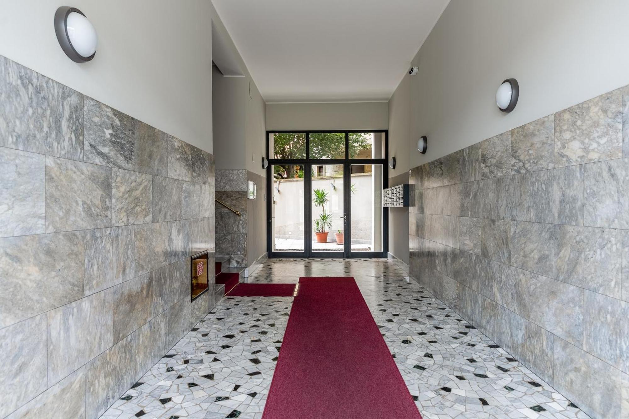 2 Bedroom Gem Next To Central Station With Ac Lejlighed