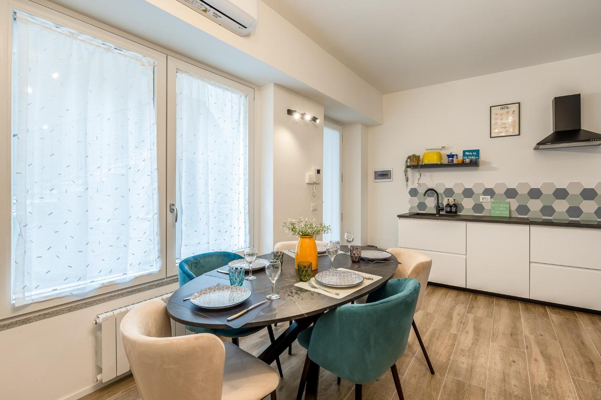 2 Bedroom Gem Next To Central Station With Ac Lejlighed Milano