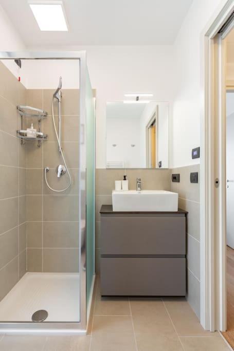 Apartment East Garden Lambrate Elegante Moderna Milan