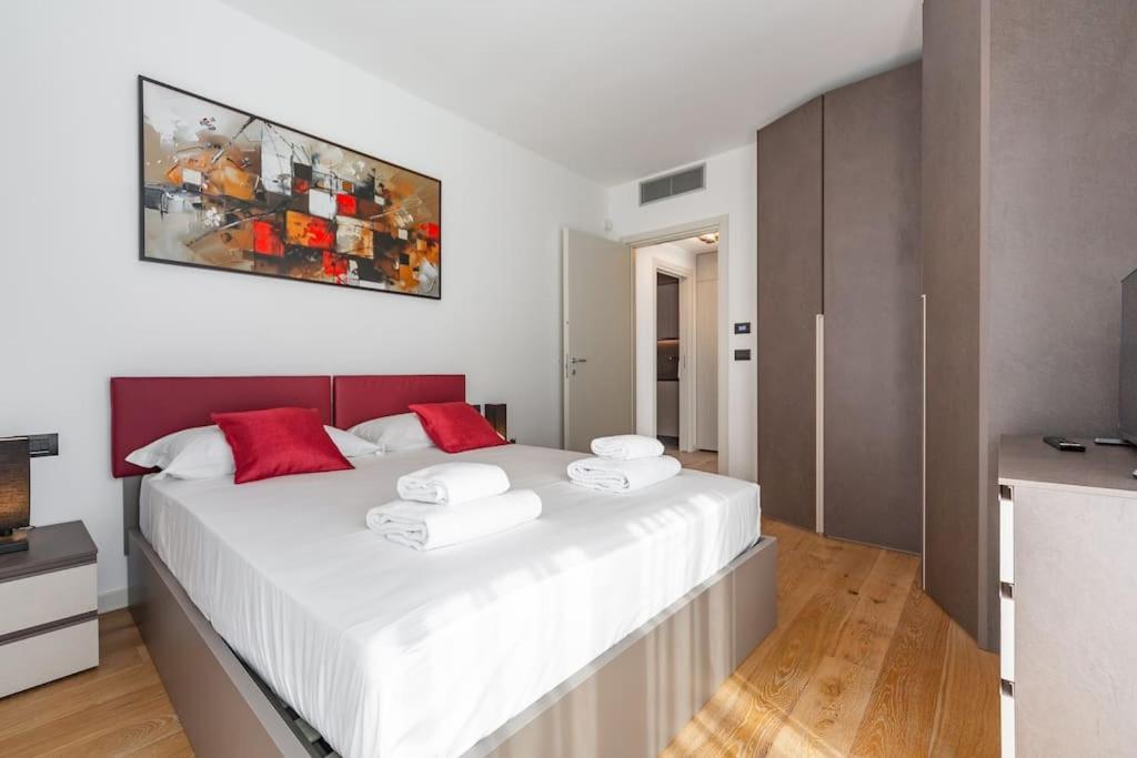 Apartment East Garden Lambrate Elegante Moderna Milan