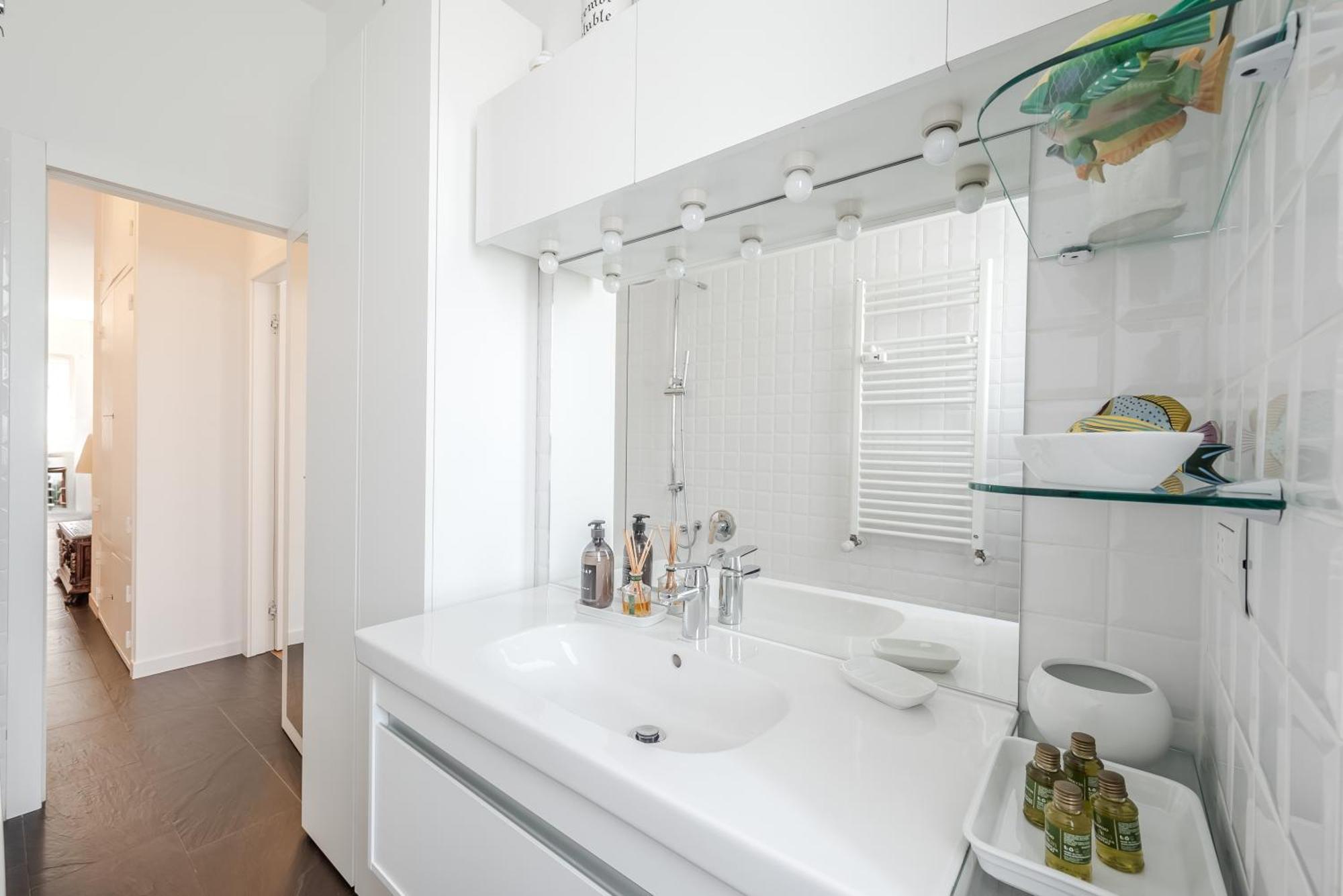 Ceradini With Balcony R&r Appartement *